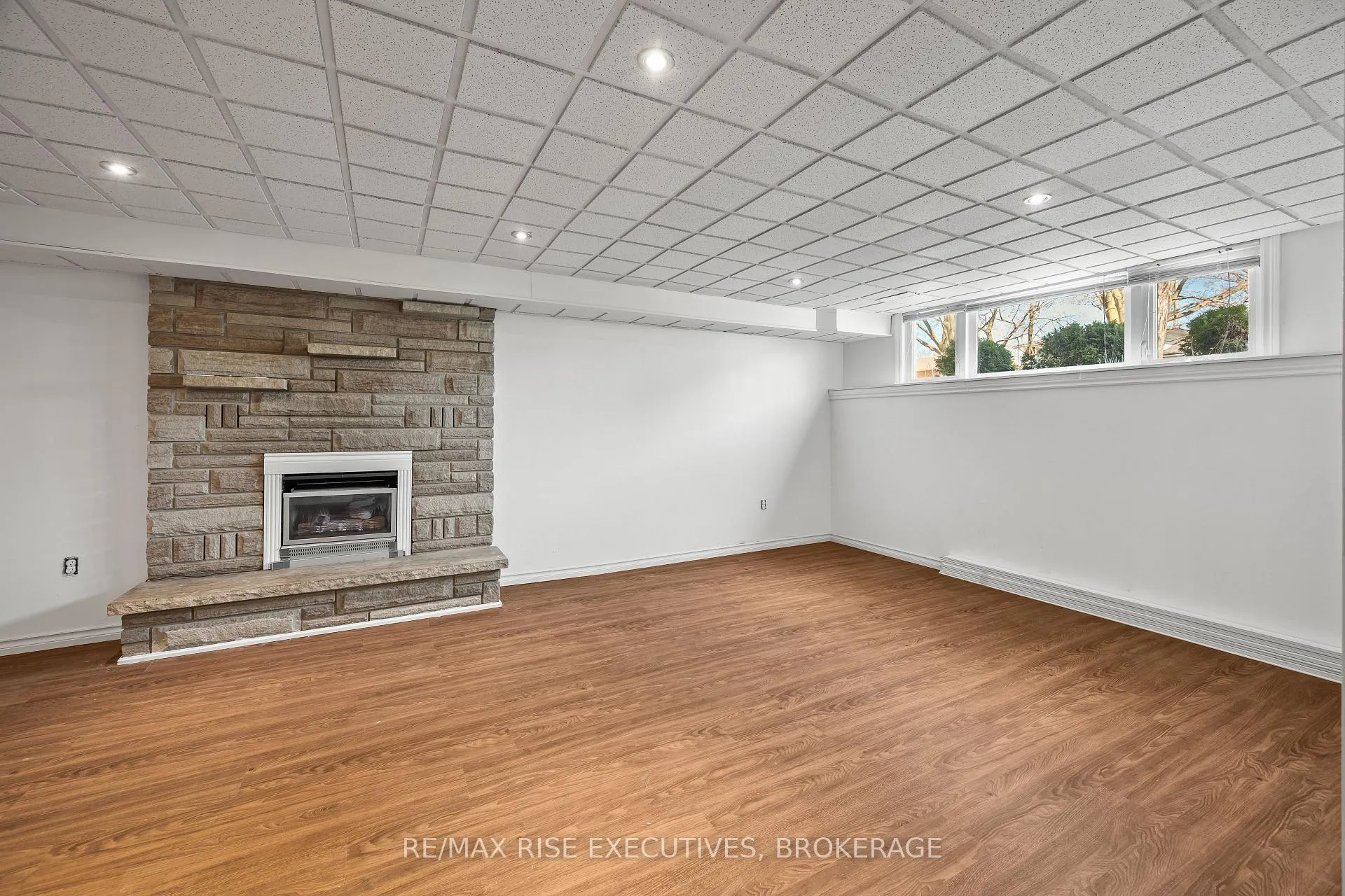 Photo 6 of 865 Danbury Road, Kingston, South of Taylor-Kidd Blvd — HOMEH