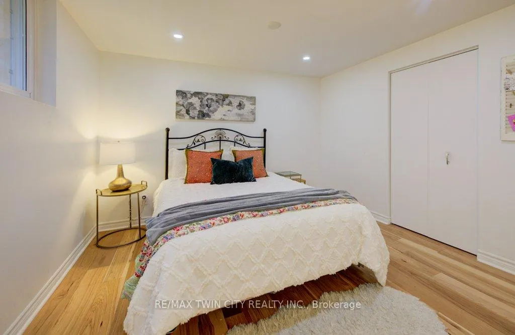 Photo 30 of 467 Redfox Road, Waterloo — HOMEH