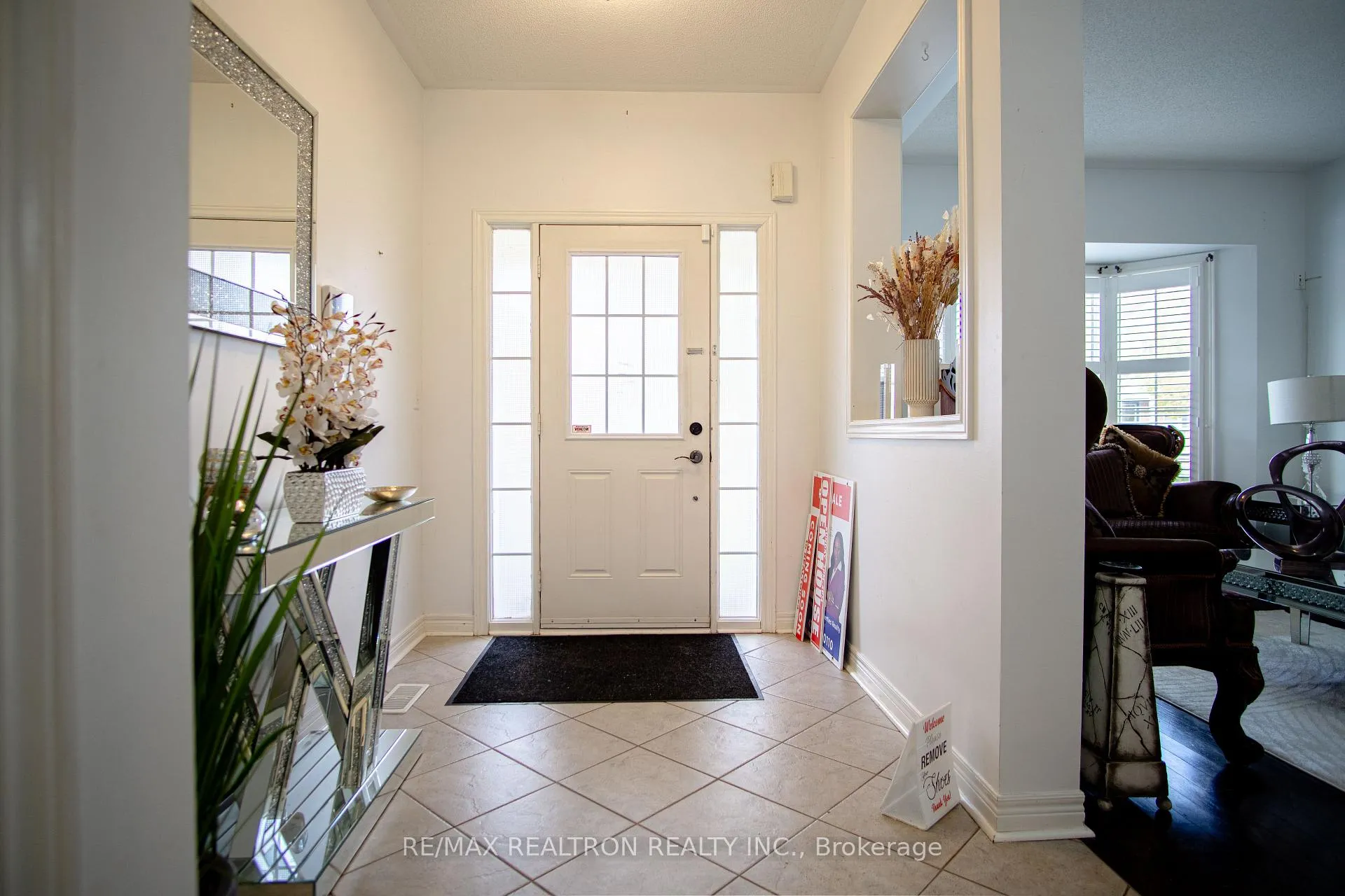 Photo 5 of 936 Langford Street, Oshawa, Eastdale — HOMEH