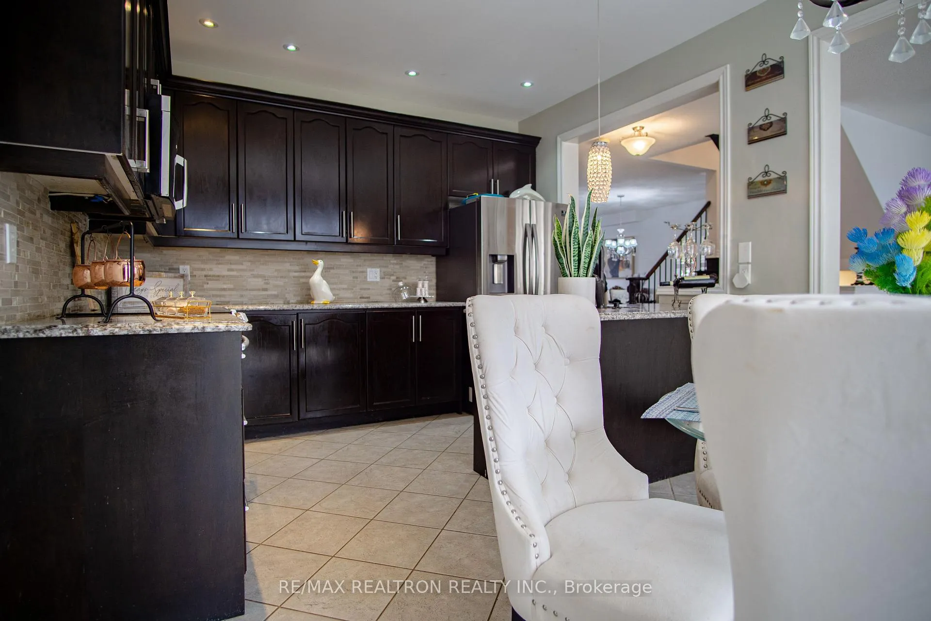 Photo 17 of 936 Langford Street, Oshawa, Eastdale — HOMEH