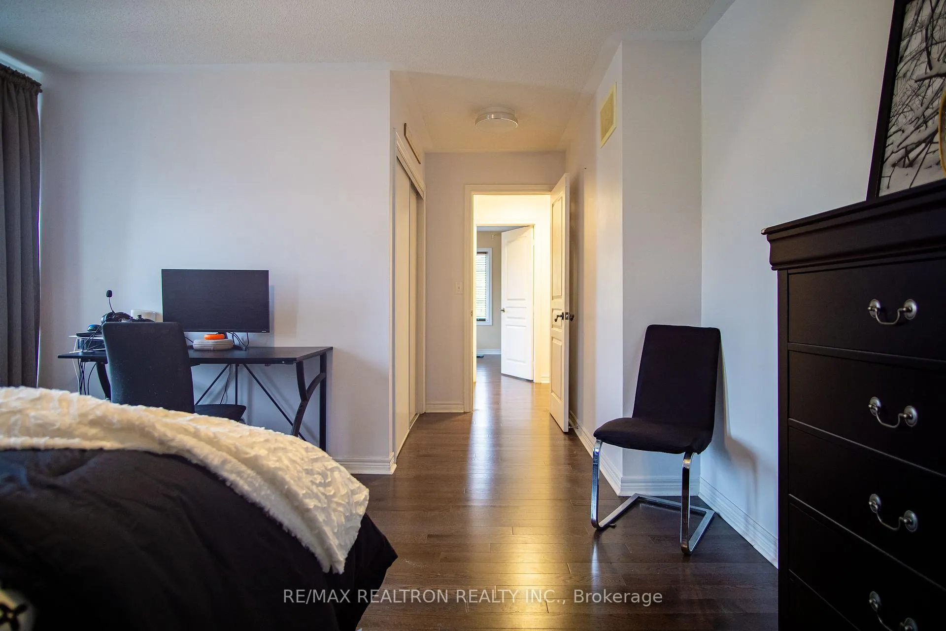 Photo 35 of 936 Langford Street, Oshawa, Eastdale — HOMEH