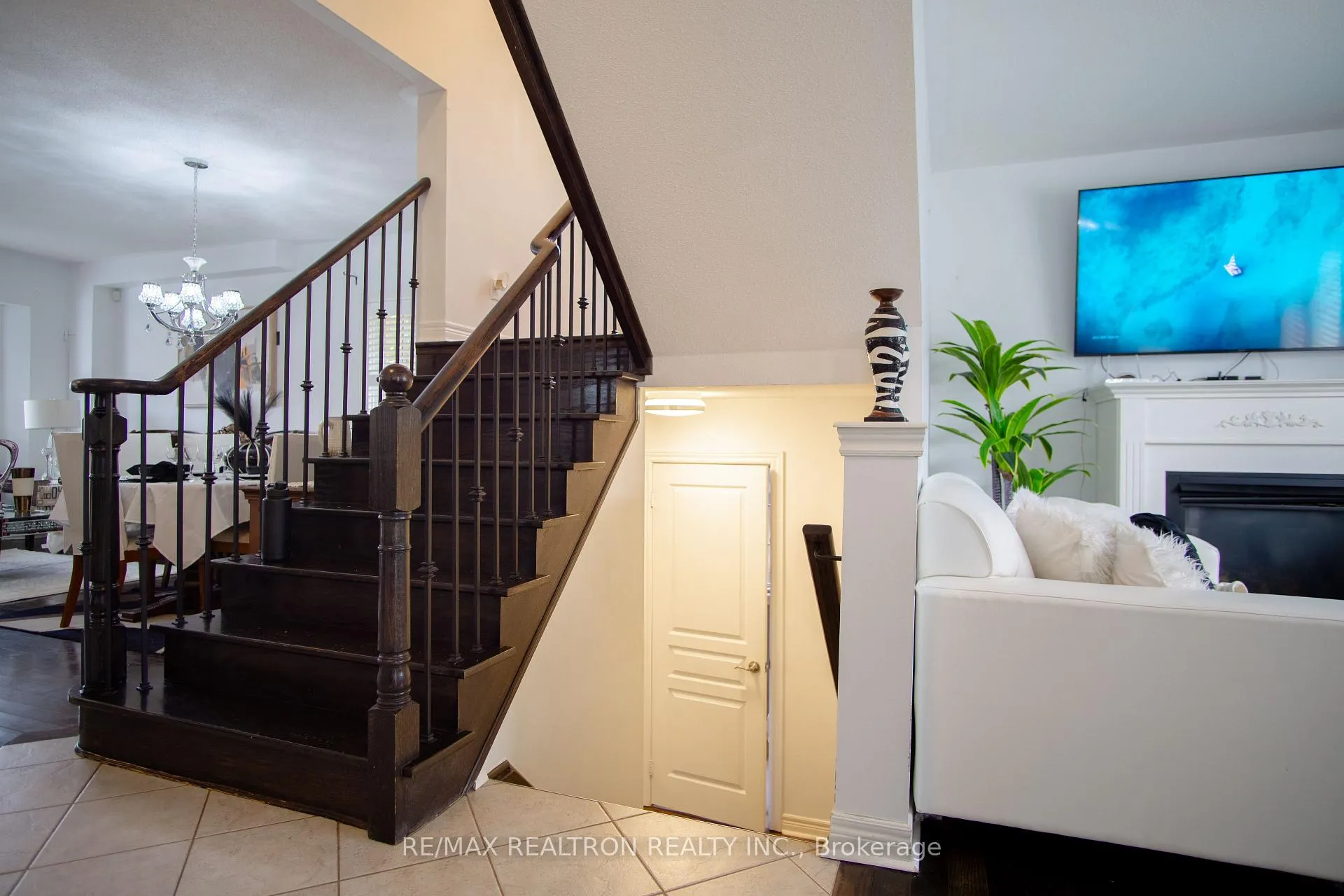 Photo 38 of 936 Langford Street, Oshawa, Eastdale — HOMEH