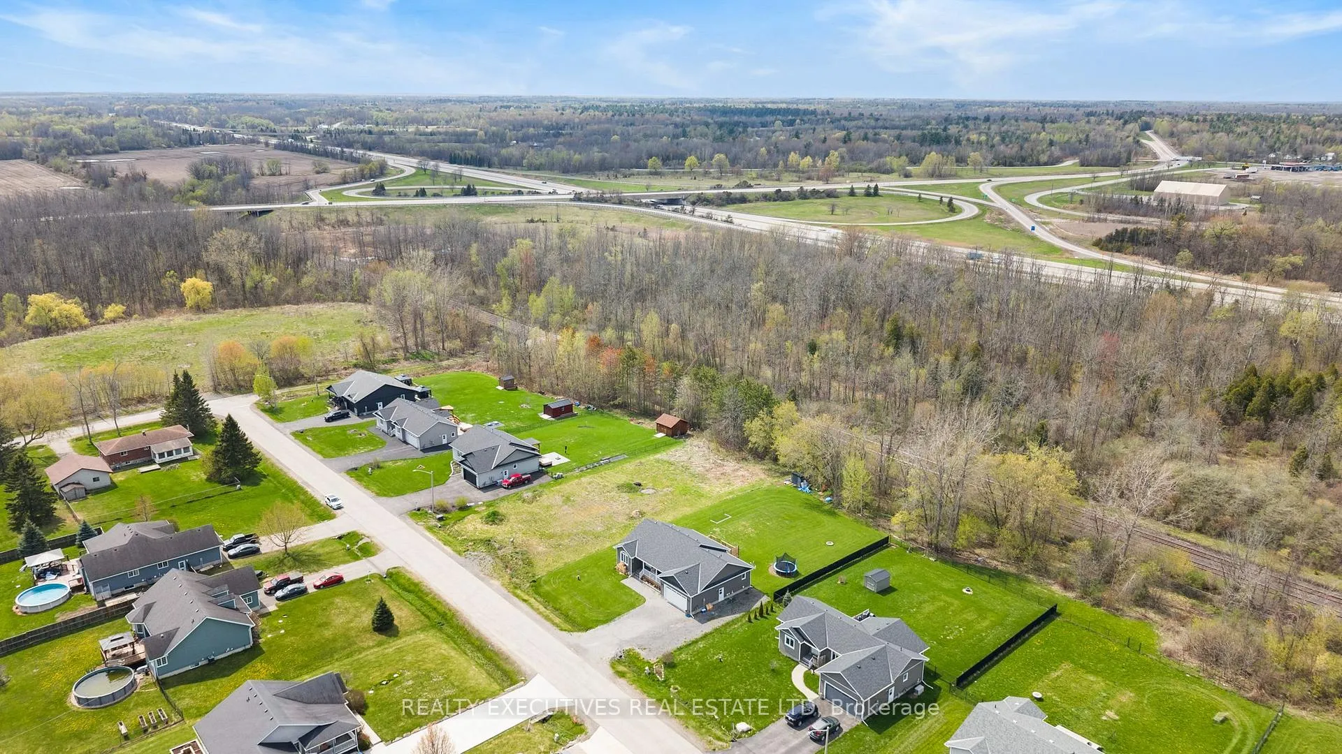 Photo 8 of 8 Albert Street, Edwardsburgh/Cardinal, Edwardsburgh/Cardinal Twp — HOMEH