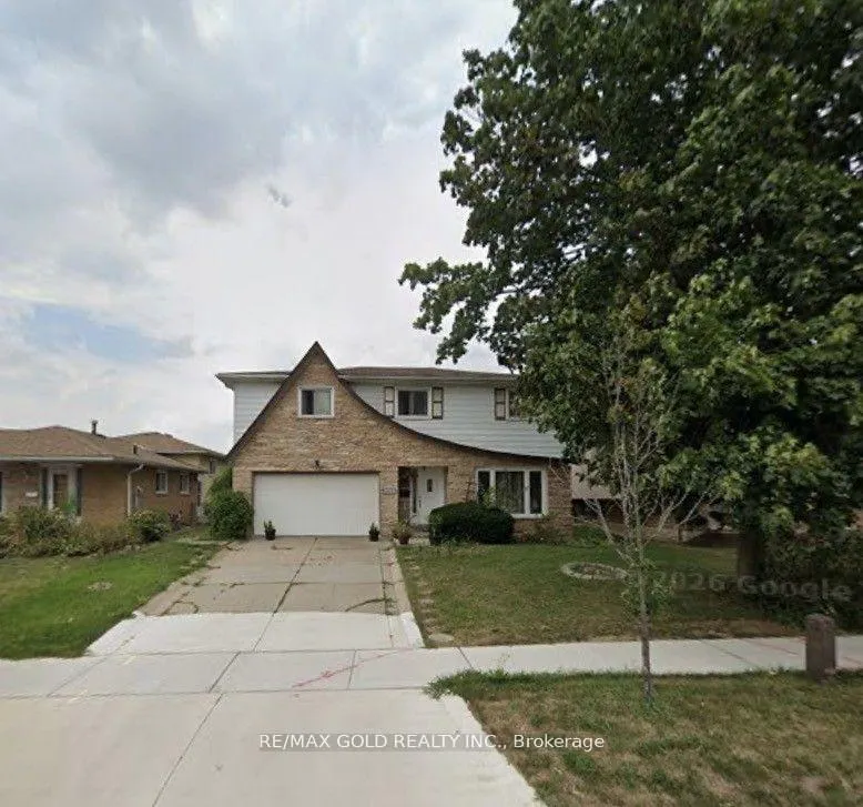 Front of 3769 Brandon Gate Drive