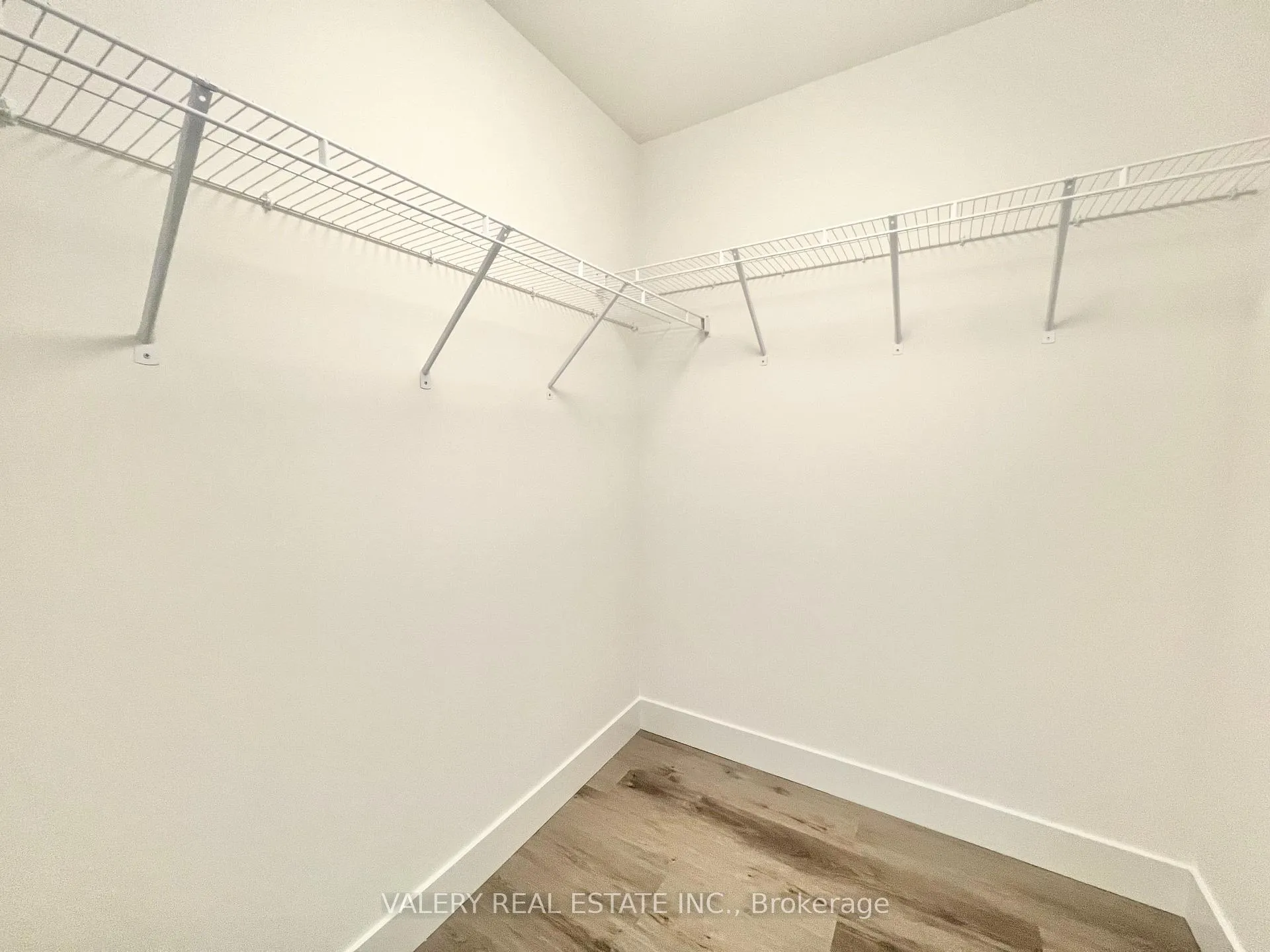 Photo 6 of Unit 309, 1101 Lakner Place, Kitchener, Idlewood — HOMEH