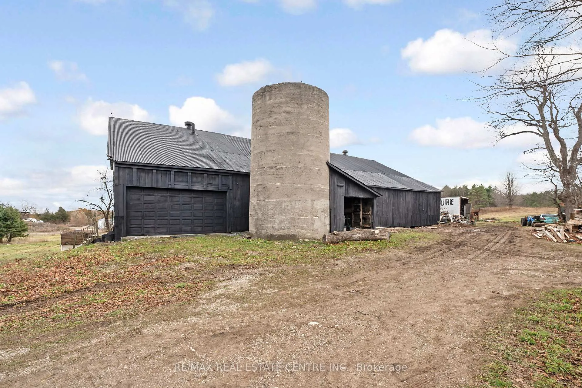 Photo 36 of 4314 Concession 11 Road, Puslinch, Rural Puslinch East — HOMEH