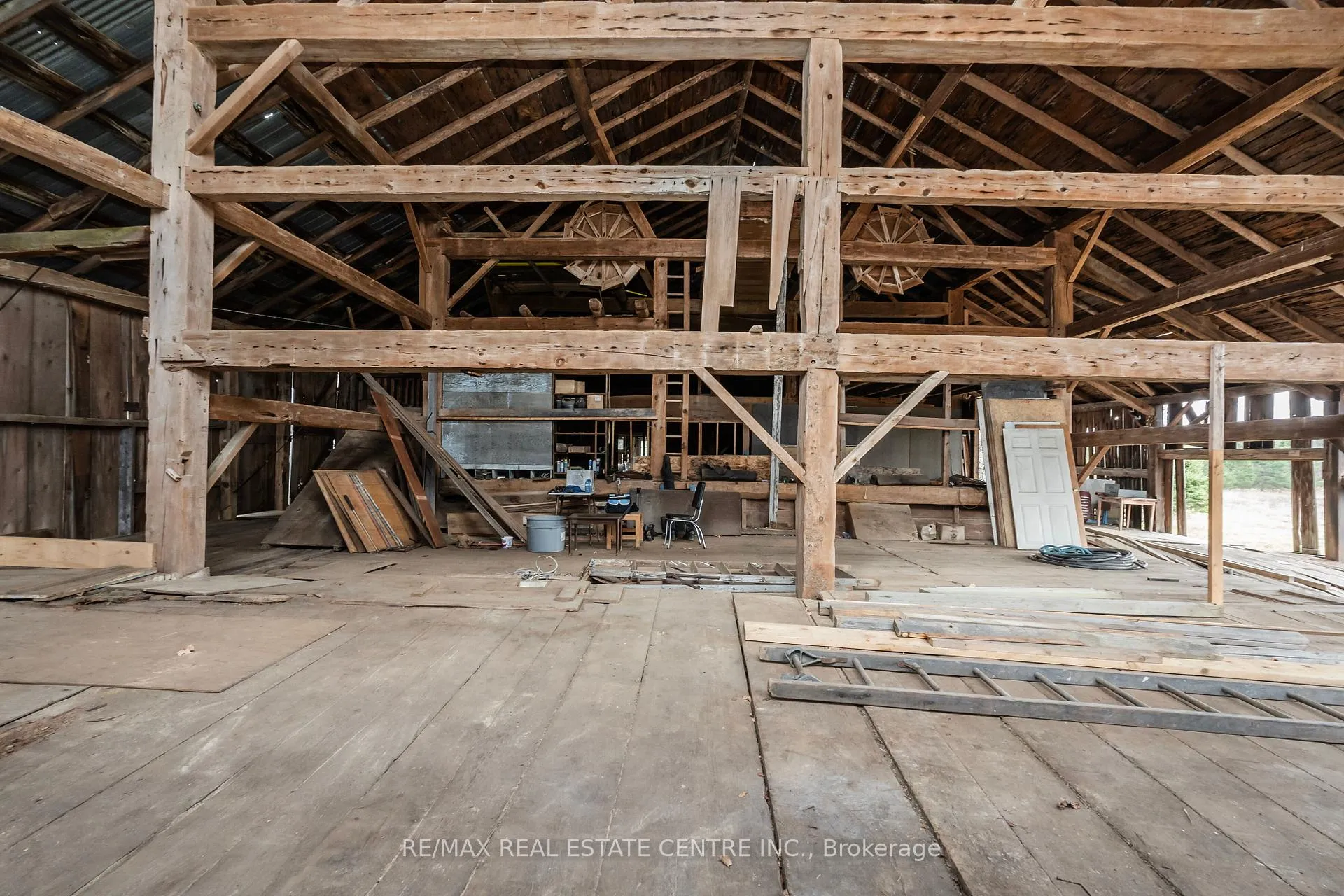Photo 37 of 4314 Concession 11 Road, Puslinch, Rural Puslinch East — HOMEH