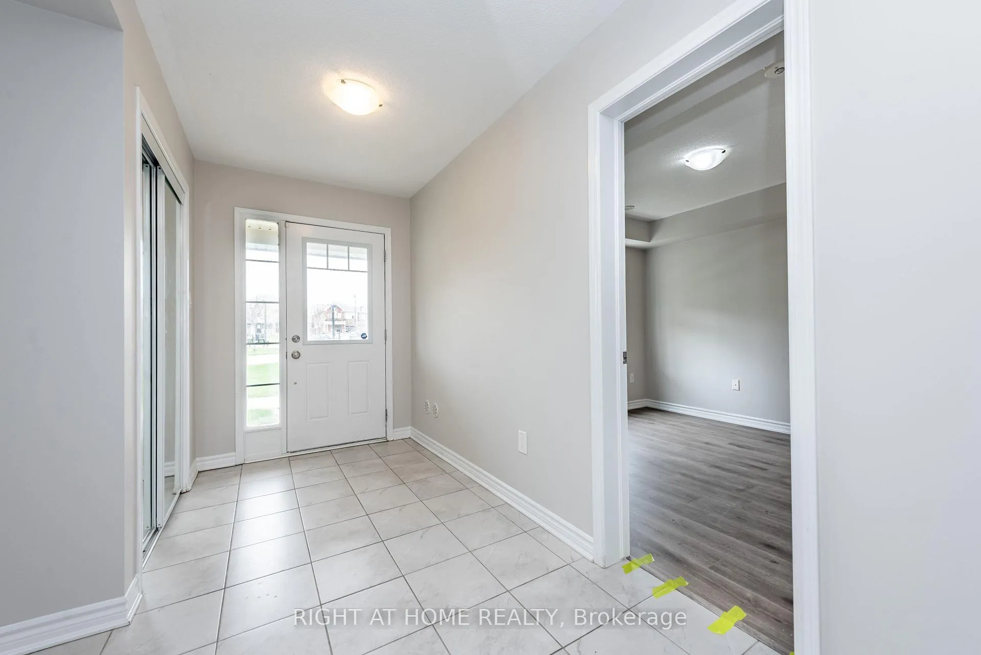 Photo 7 of 4 Hafia Street, Brampton, Northwest Brampton — HOMEH