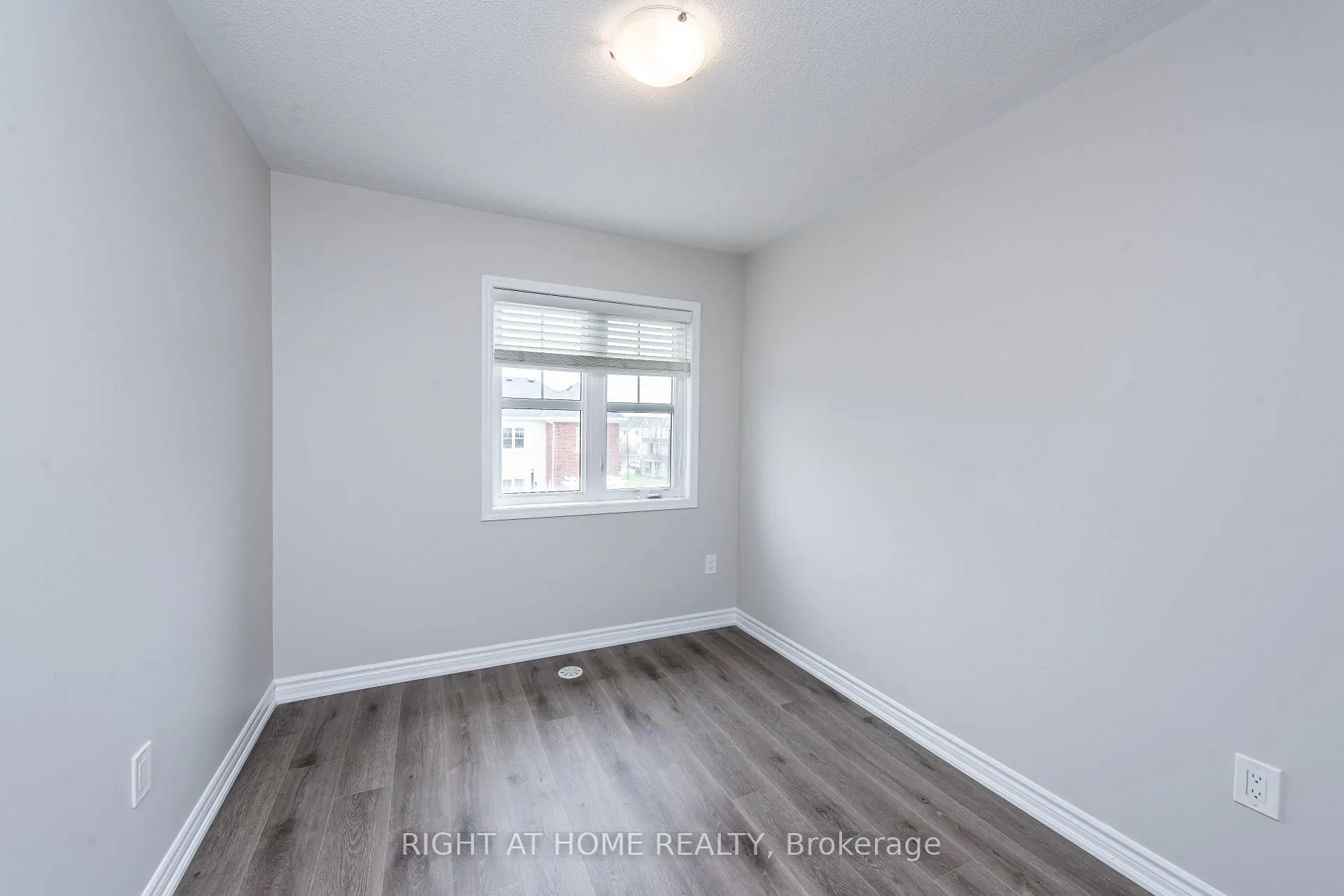 Photo 30 of 4 Hafia Street, Brampton, Northwest Brampton — HOMEH