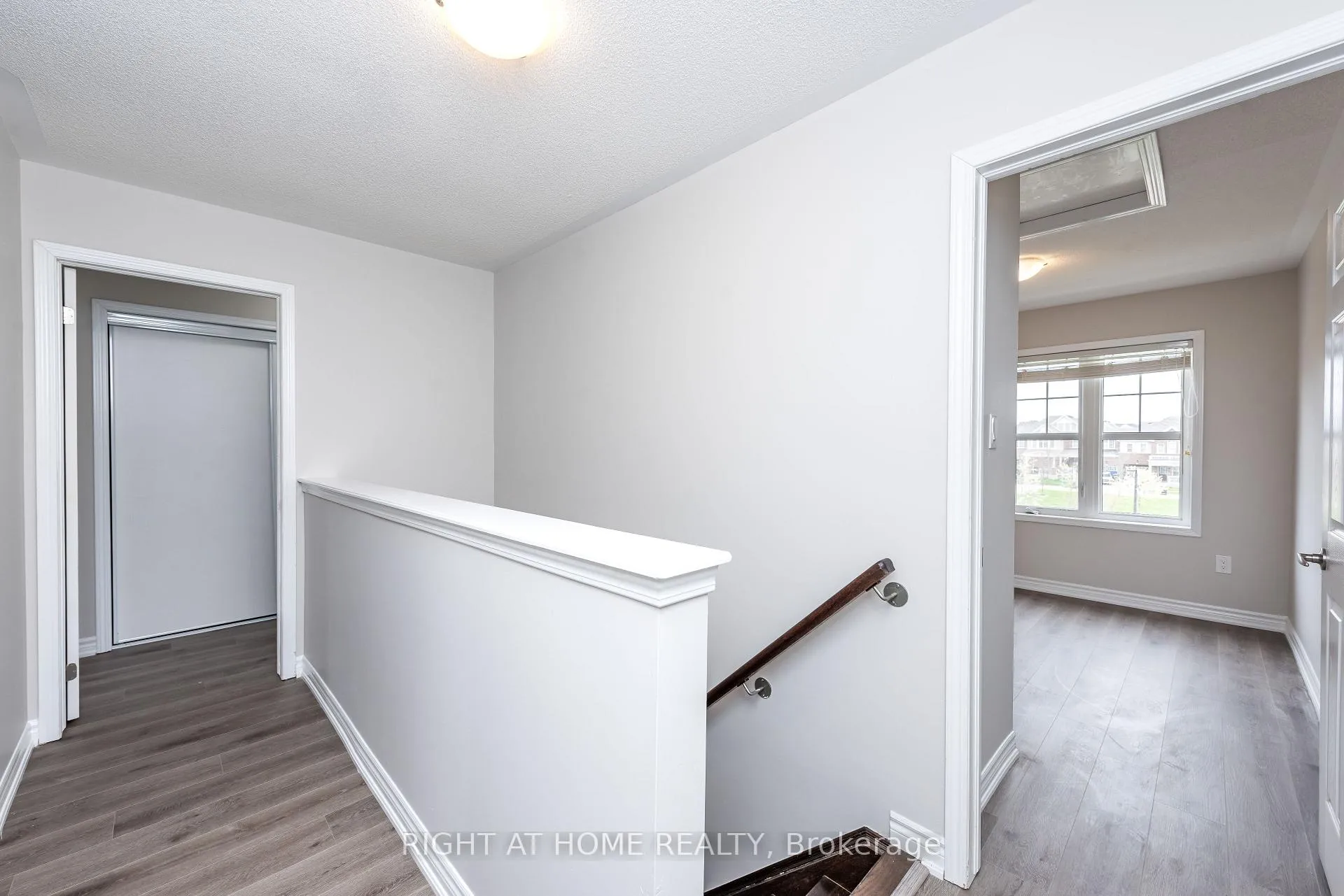 Photo 42 of 4 Hafia Street, Brampton, Northwest Brampton — HOMEH