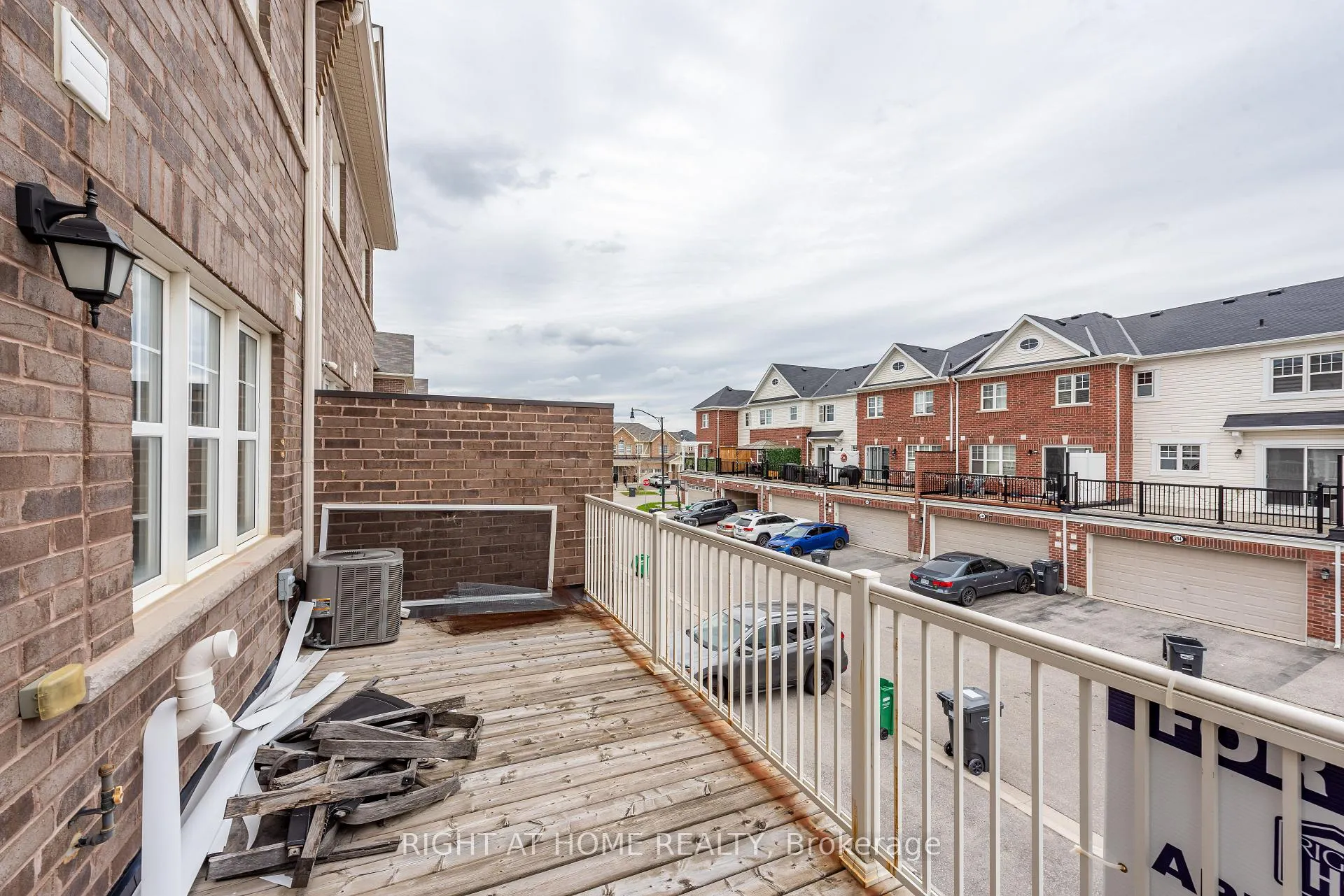 Photo 43 of 4 Hafia Street, Brampton, Northwest Brampton — HOMEH