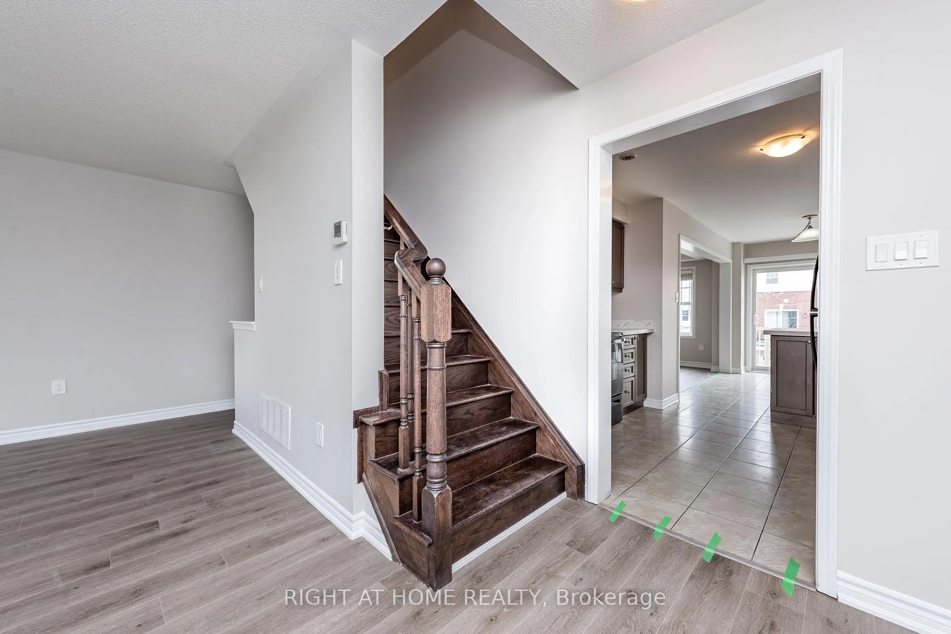 Photo 45 of 4 Hafia Street, Brampton, Northwest Brampton — HOMEH
