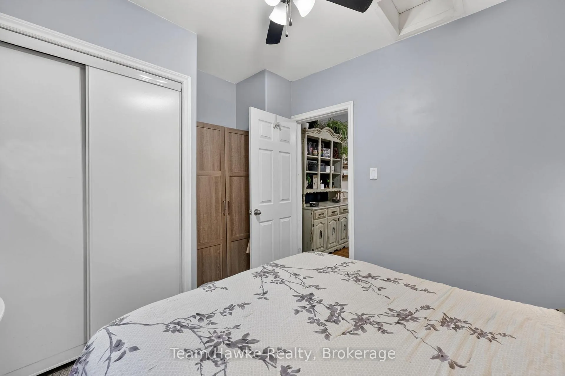 Photo 22 of 374 Dominion Avenue, Midland — HOMEH