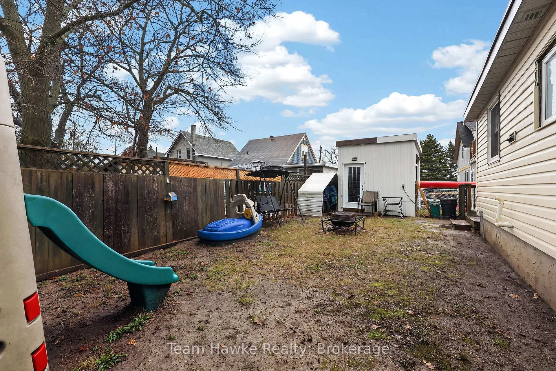 Photo 36 of 374 Dominion Avenue, Midland — HOMEH