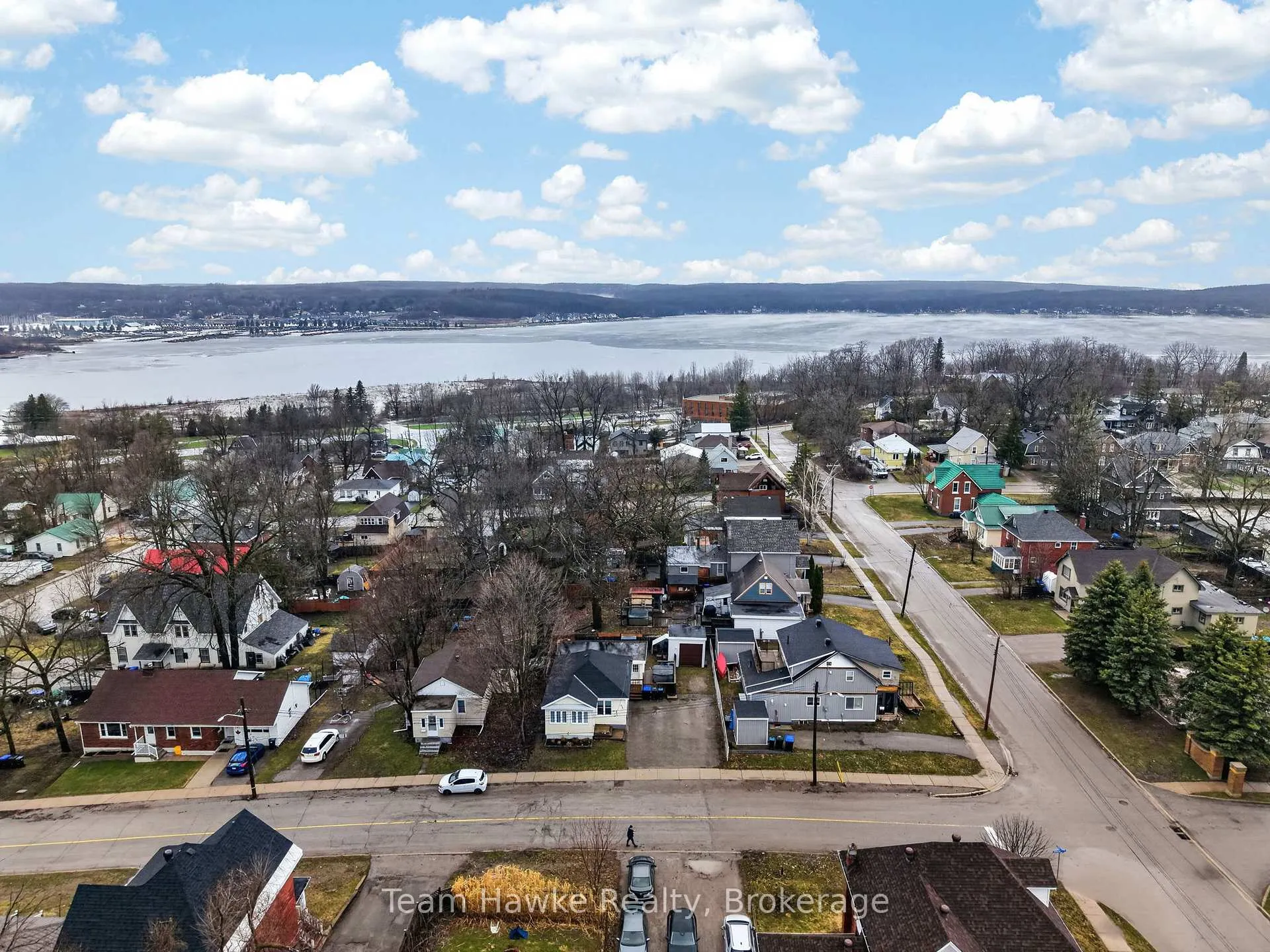 Photo 39 of 374 Dominion Avenue, Midland — HOMEH