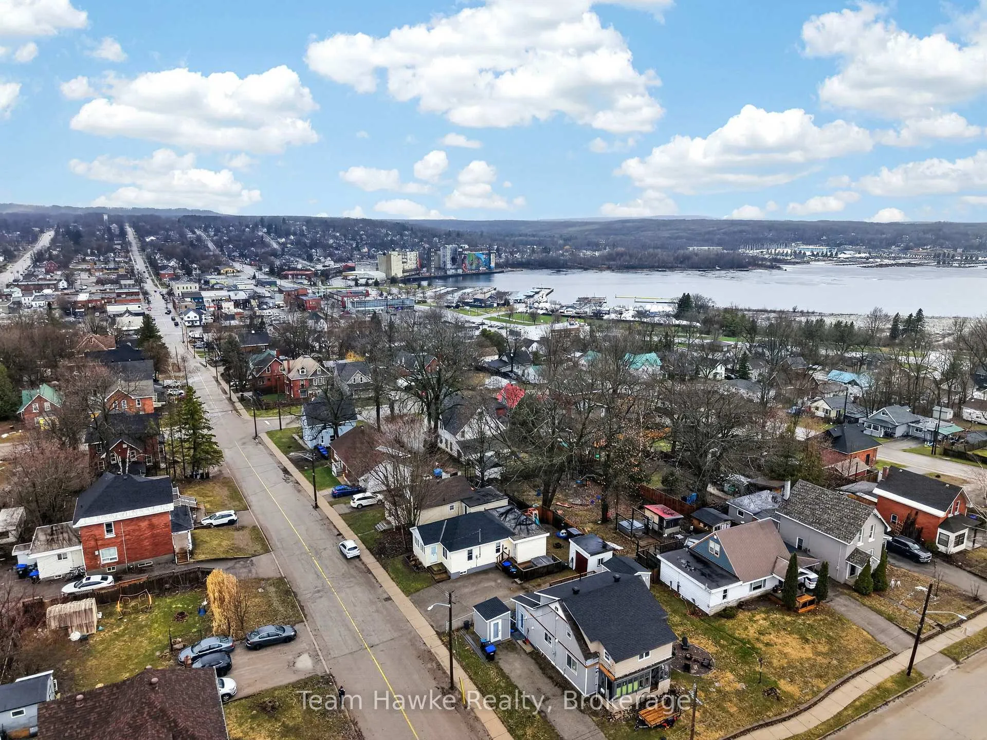 Photo 40 of 374 Dominion Avenue, Midland — HOMEH