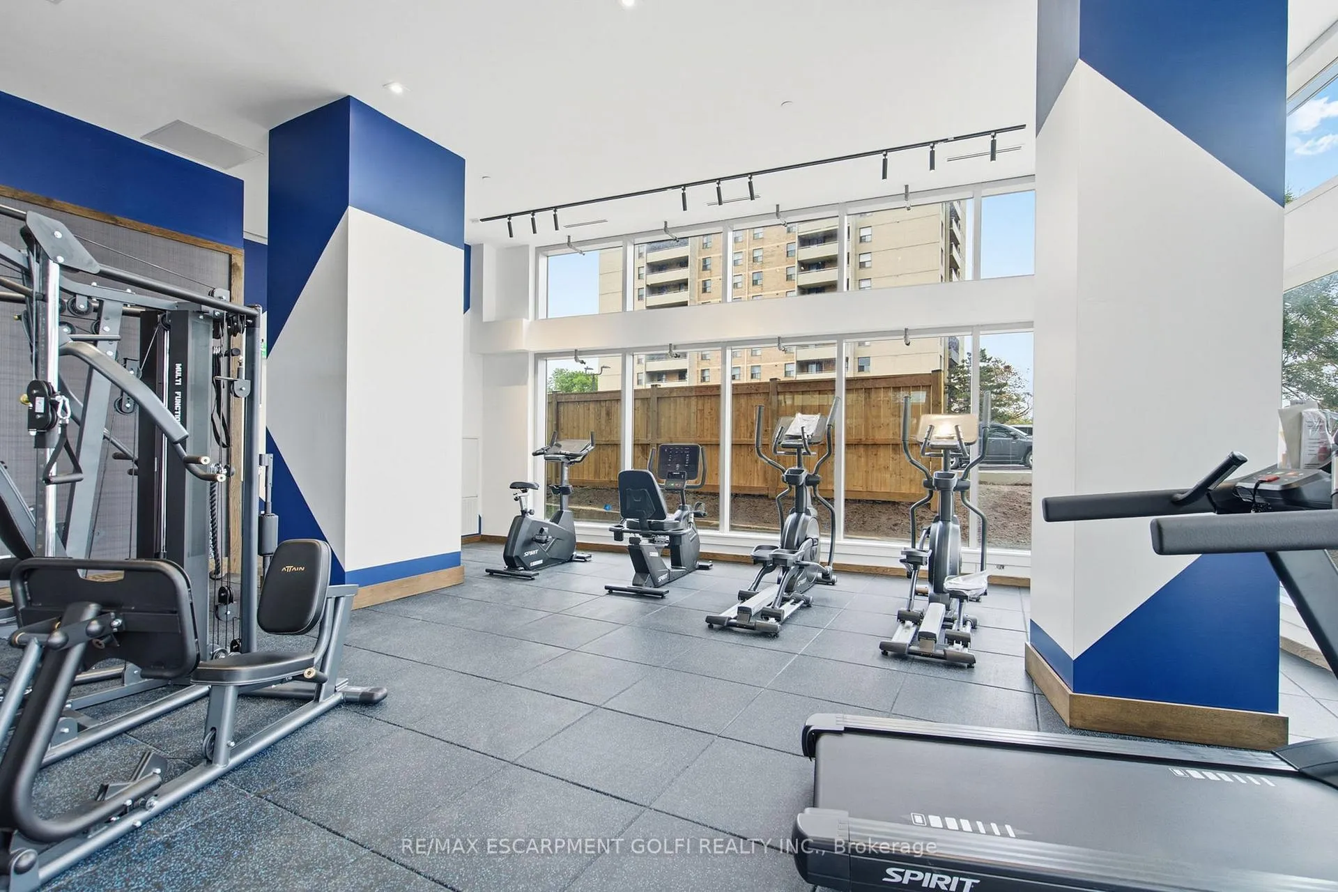 Photo 24 of Unit 513, 2782 Barton Street E, Hamilton, Riverdale — HOMEH