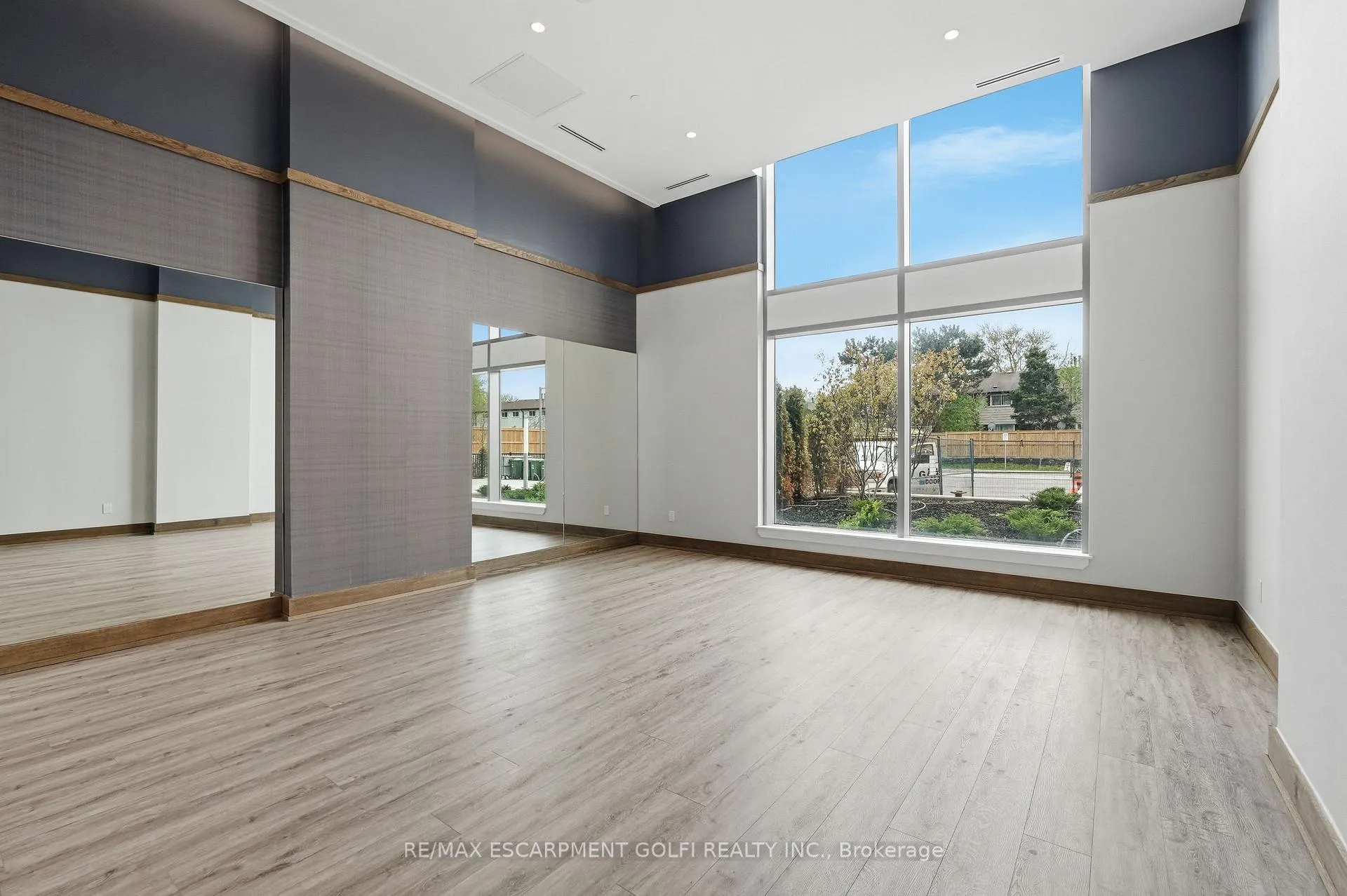Photo 28 of Unit 513, 2782 Barton Street E, Hamilton, Riverdale — HOMEH