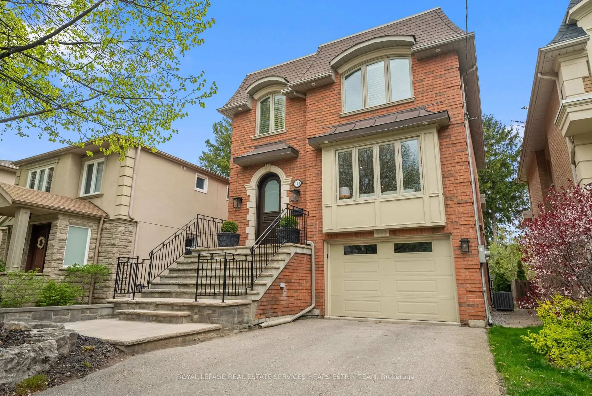 Photo 2 of 343 Laird Drive, Toronto, Leaside — HOMEH