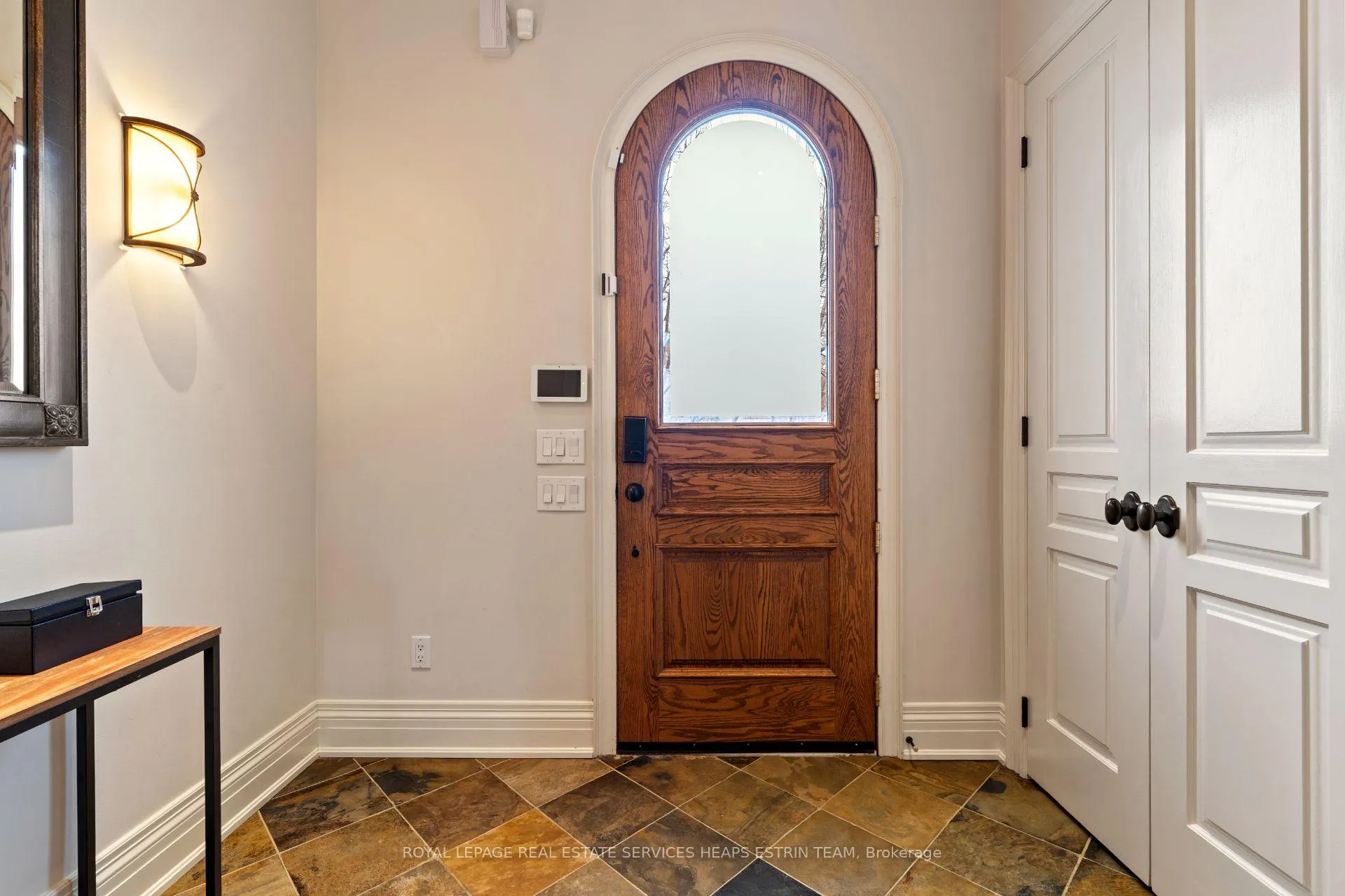 Photo 3 of 343 Laird Drive, Toronto, Leaside — HOMEH