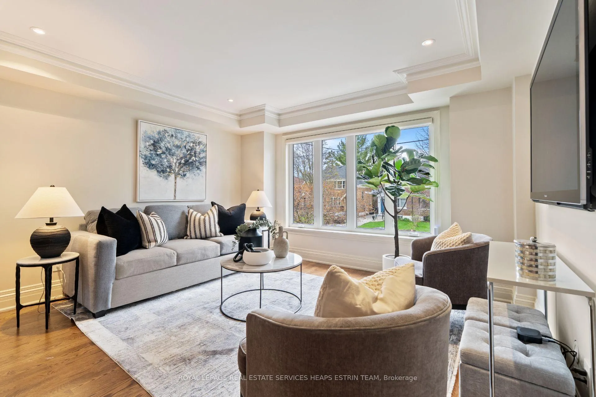 Photo 6 of 343 Laird Drive, Toronto, Leaside — HOMEH