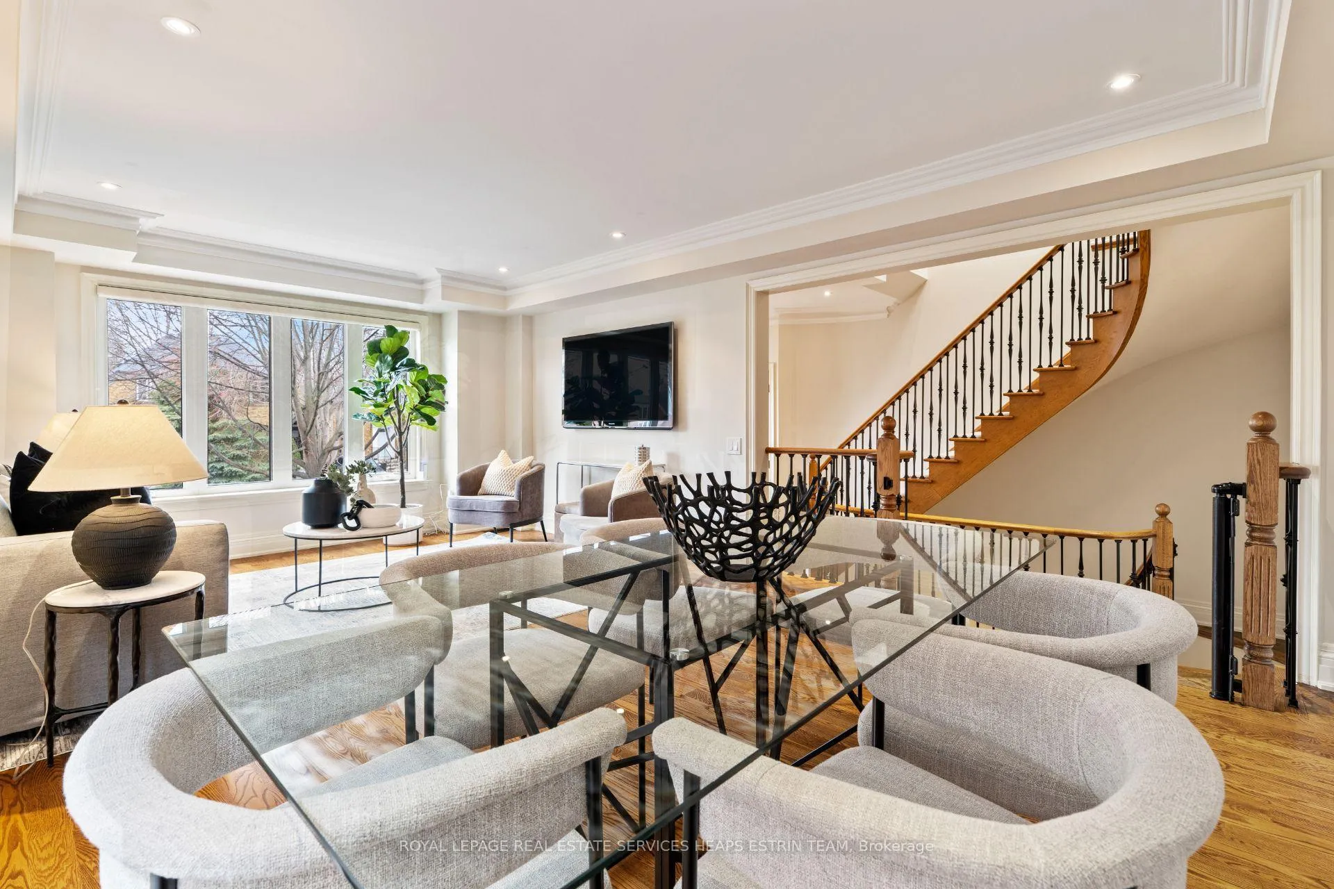 Photo 9 of 343 Laird Drive, Toronto, Leaside — HOMEH