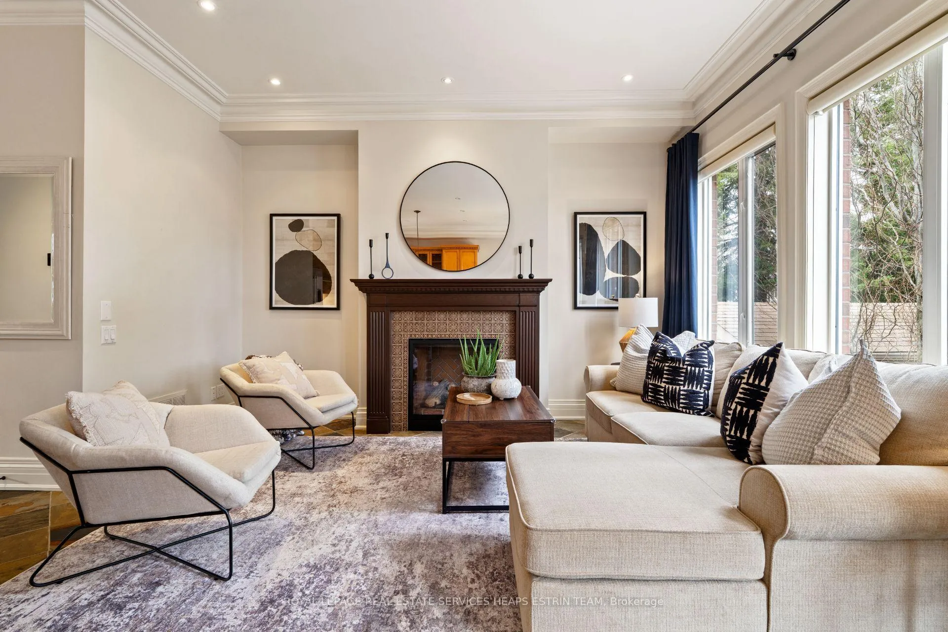 Photo 19 of 343 Laird Drive, Toronto, Leaside — HOMEH