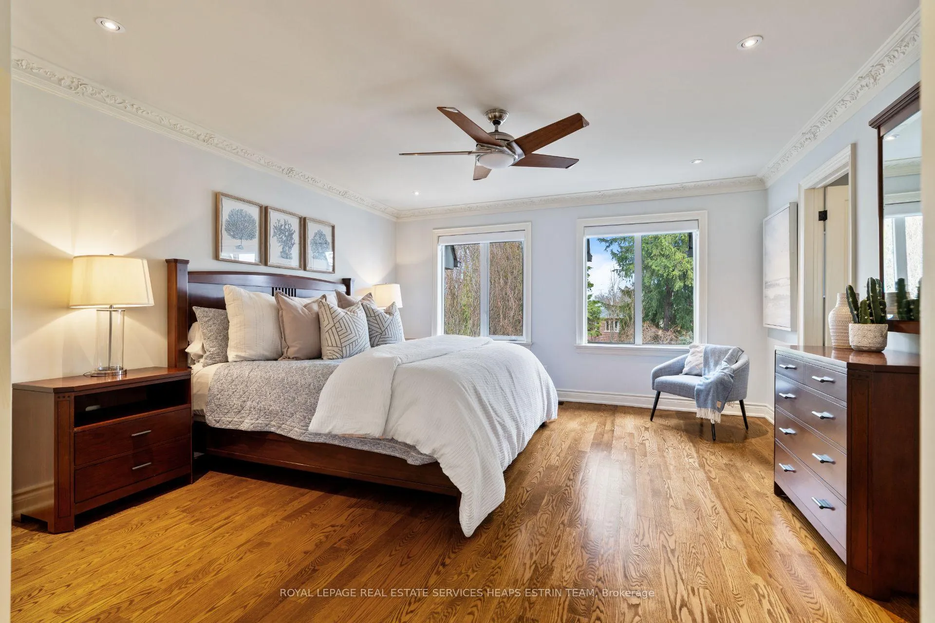 Photo 23 of 343 Laird Drive, Toronto, Leaside — HOMEH