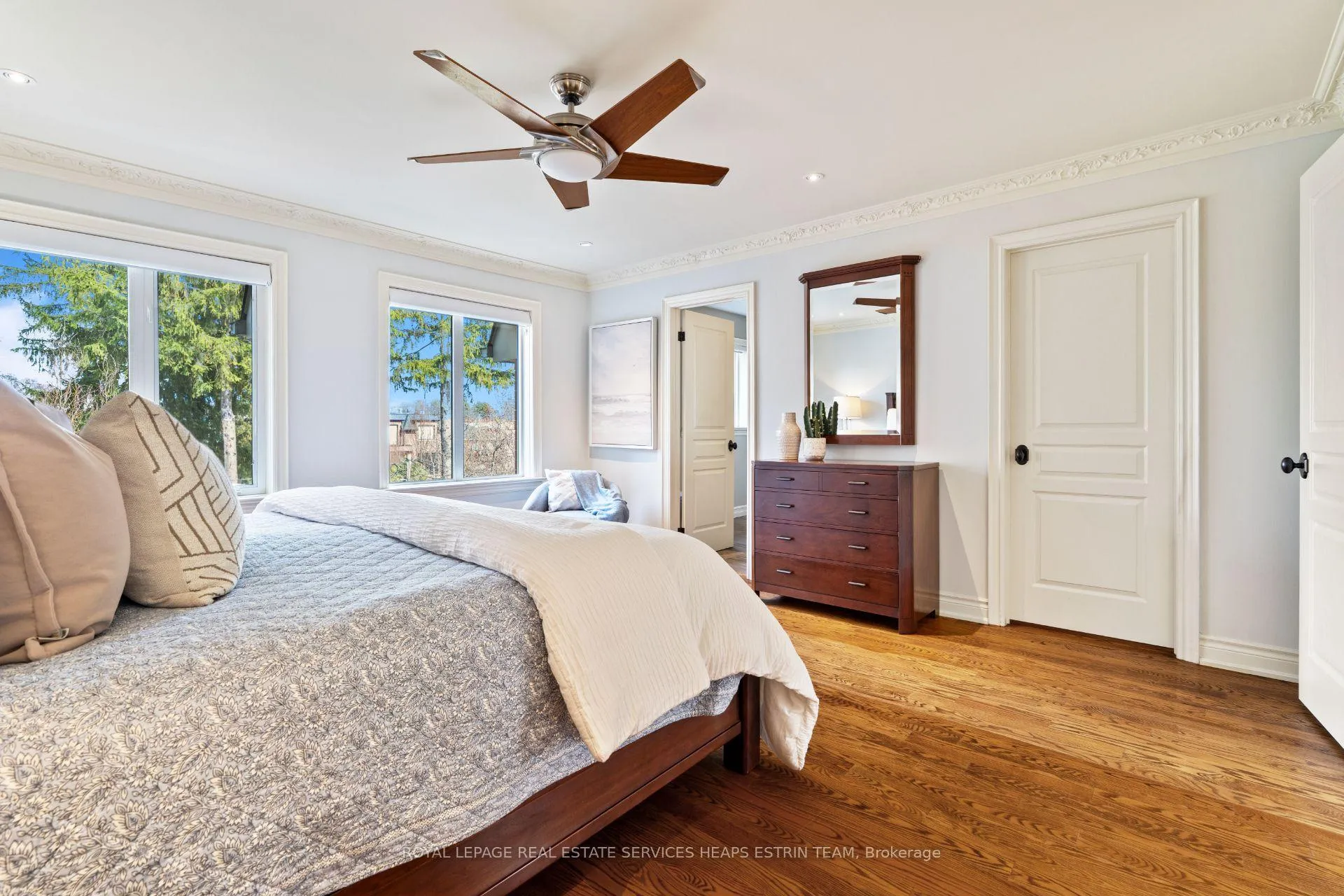 Photo 25 of 343 Laird Drive, Toronto, Leaside — HOMEH
