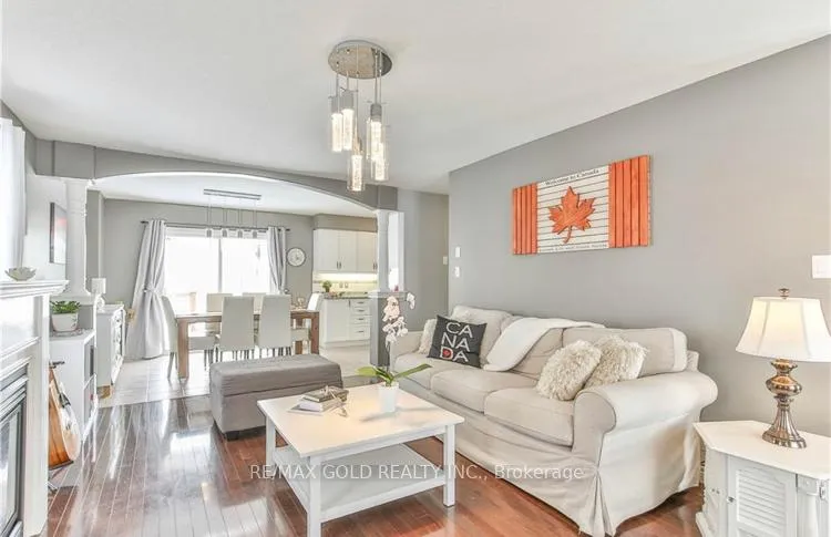 Photo 5 of 65 Woodhatch Crescent, Ingersoll, Ingersoll - North — HOMEH