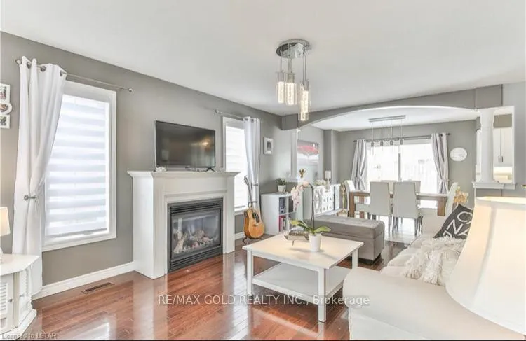 Photo 6 of 65 Woodhatch Crescent, Ingersoll, Ingersoll - North — HOMEH