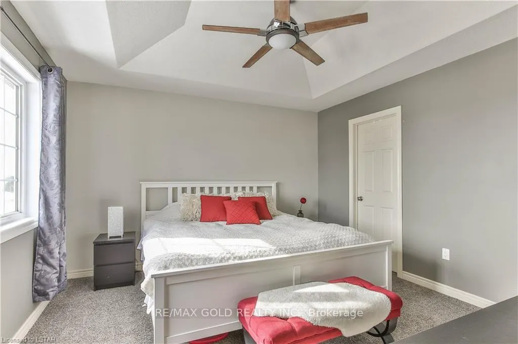 Photo 16 of 65 Woodhatch Crescent, Ingersoll, Ingersoll - North — HOMEH