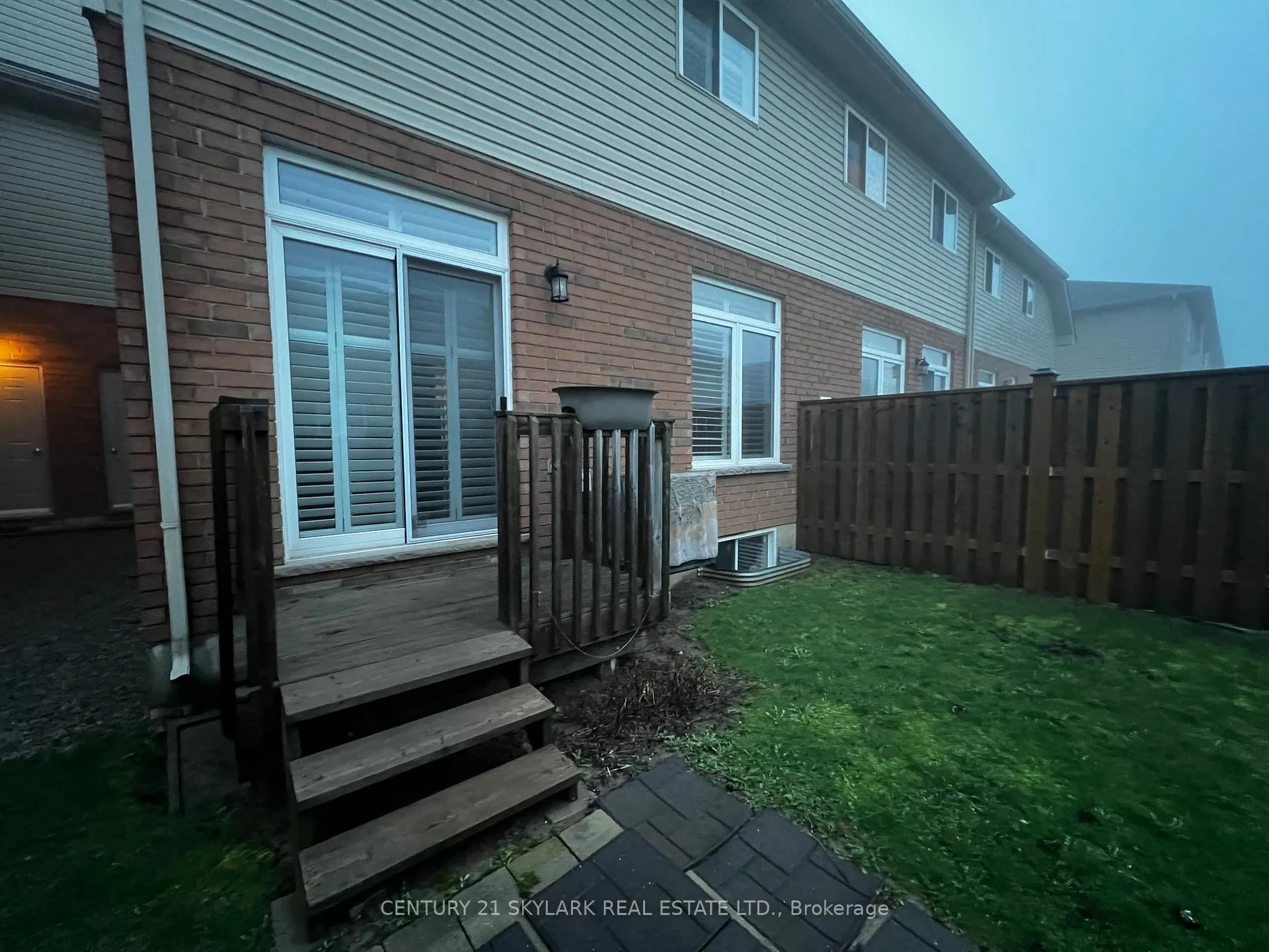 Photo 27 of 96 Charleswood Crescent, Hamilton, Rural Glanbrook — HOMEH