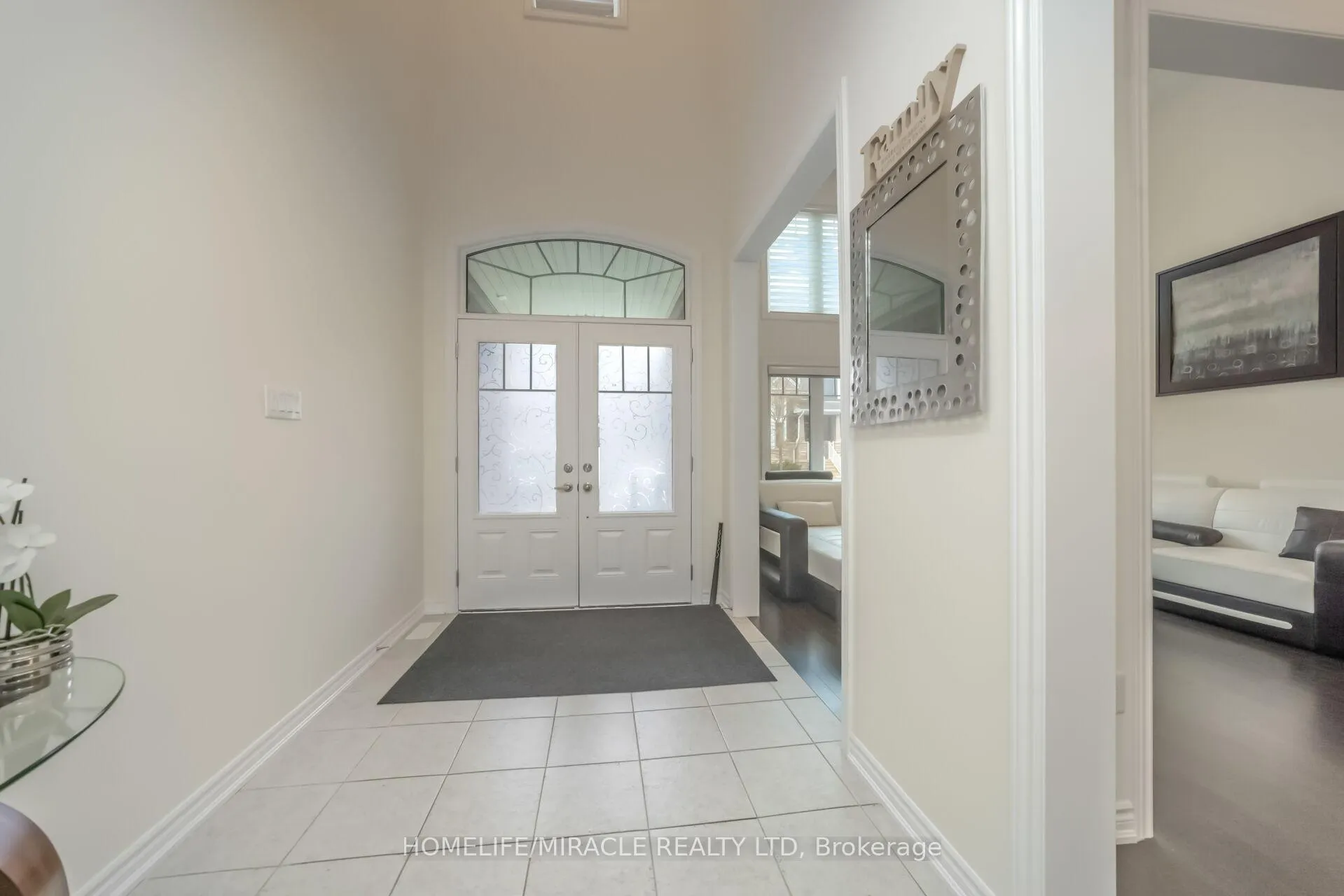 Photo 5 of Unit 11, 30 Emeny Lane, Guelph, Kortright East — HOMEH