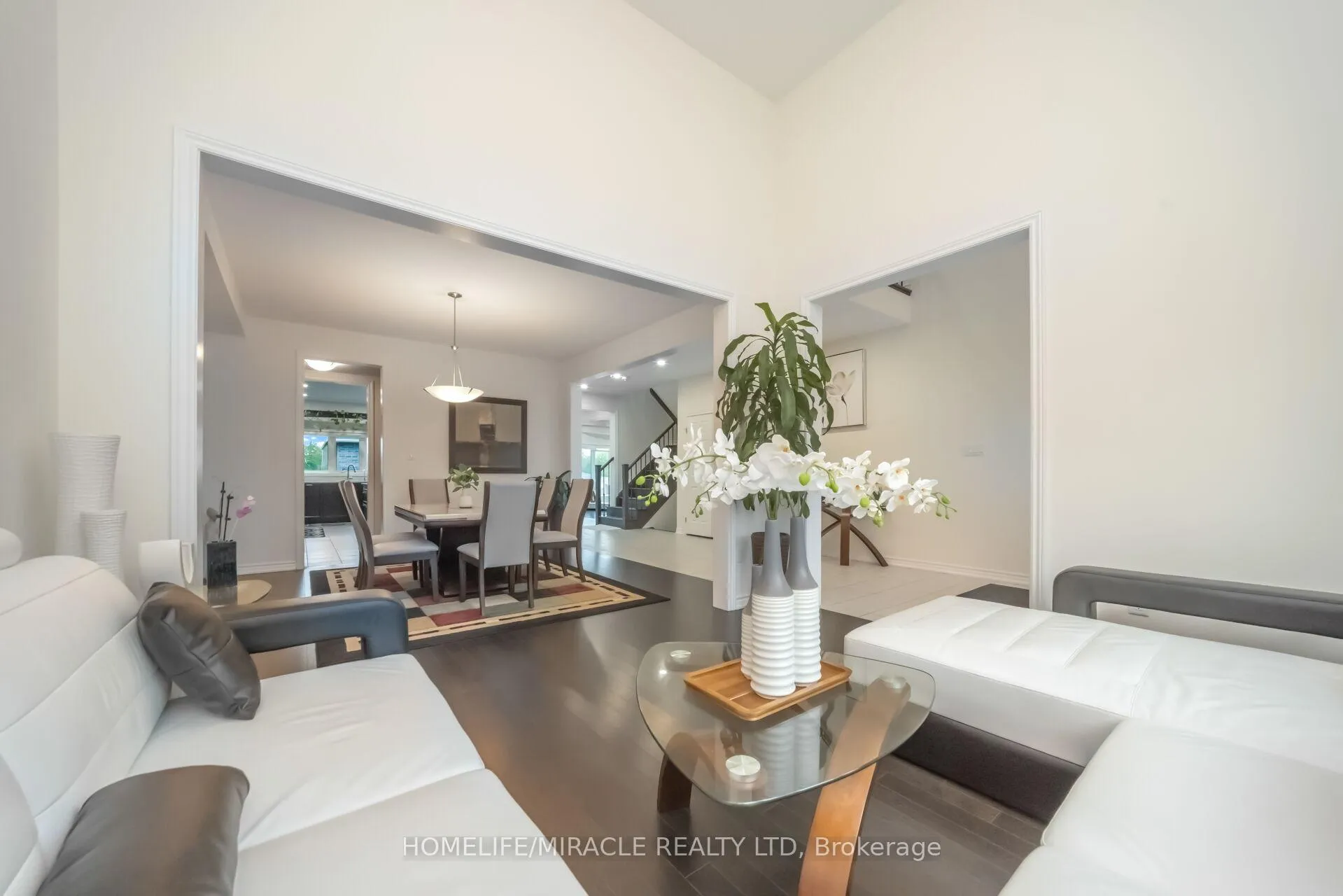 Photo 8 of Unit 11, 30 Emeny Lane, Guelph, Kortright East — HOMEH