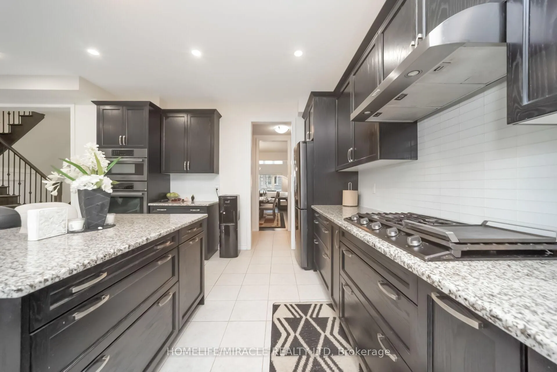 Photo 13 of Unit 11, 30 Emeny Lane, Guelph, Kortright East — HOMEH