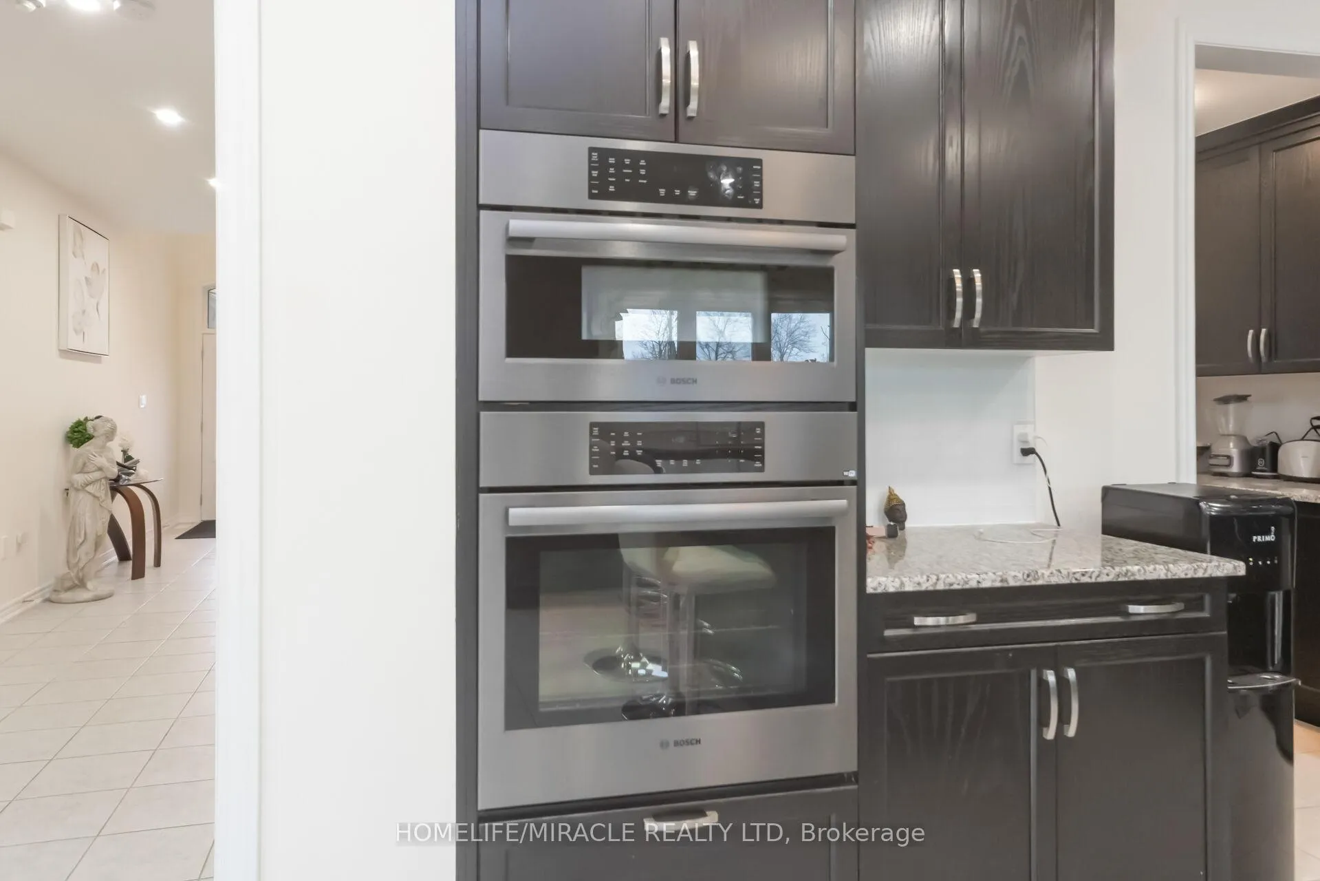 Photo 15 of Unit 11, 30 Emeny Lane, Guelph, Kortright East — HOMEH
