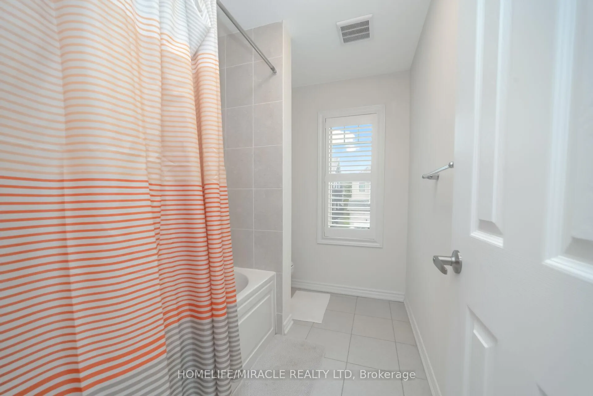 Photo 34 of Unit 11, 30 Emeny Lane, Guelph, Kortright East — HOMEH