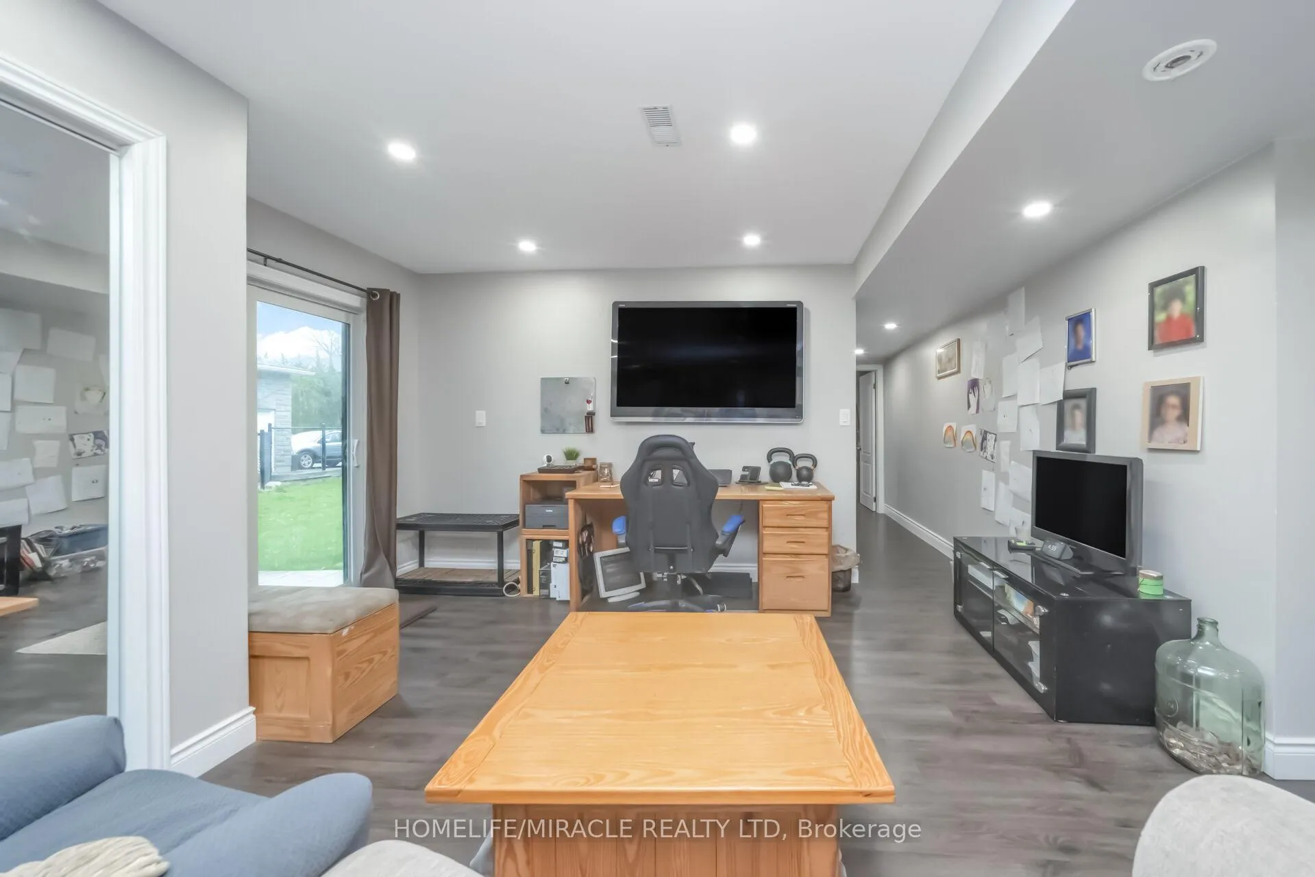 Photo 46 of Unit 11, 30 Emeny Lane, Guelph, Kortright East — HOMEH