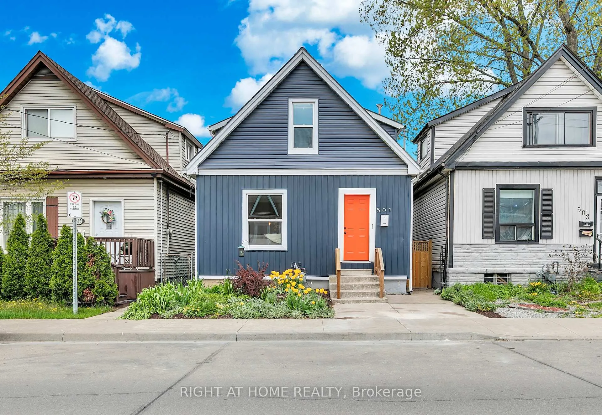 Photo 1 of 501 Ferguson Avenue N, Hamilton, North End — HOMEH