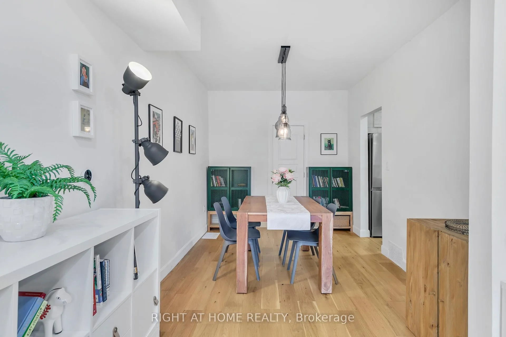 Photo 10 of 501 Ferguson Avenue N, Hamilton, North End — HOMEH