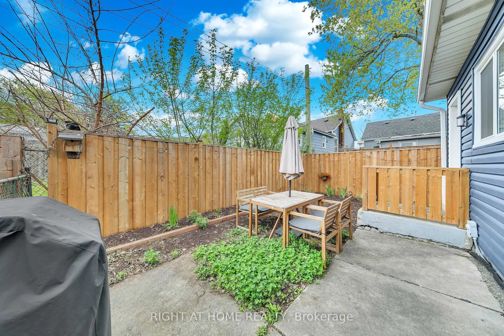 Photo 29 of 501 Ferguson Avenue N, Hamilton, North End — HOMEH