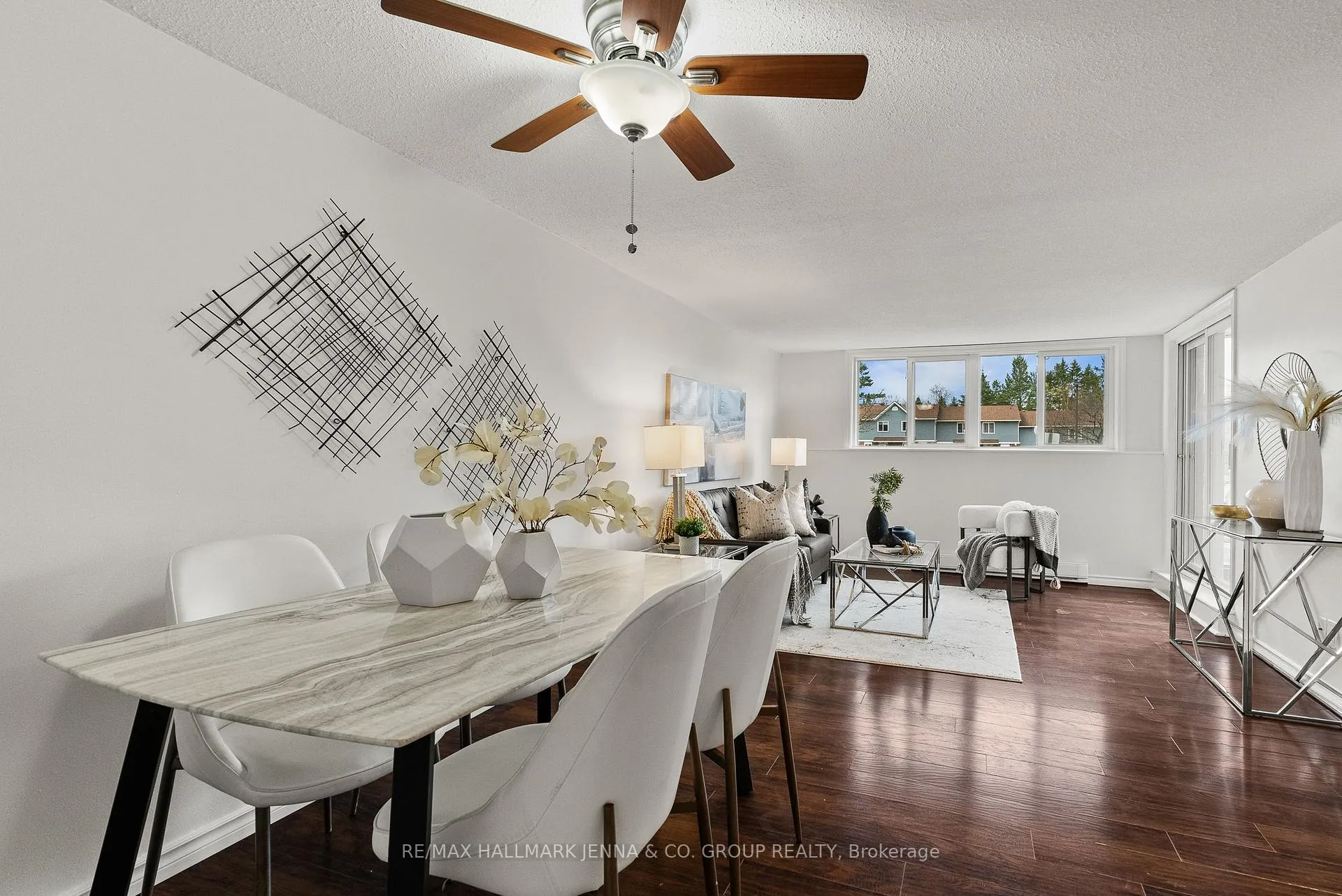 Photo 5 of Unit 114, 6532 Bilberry Drive, Ottawa, Orleans Wood — HOMEH