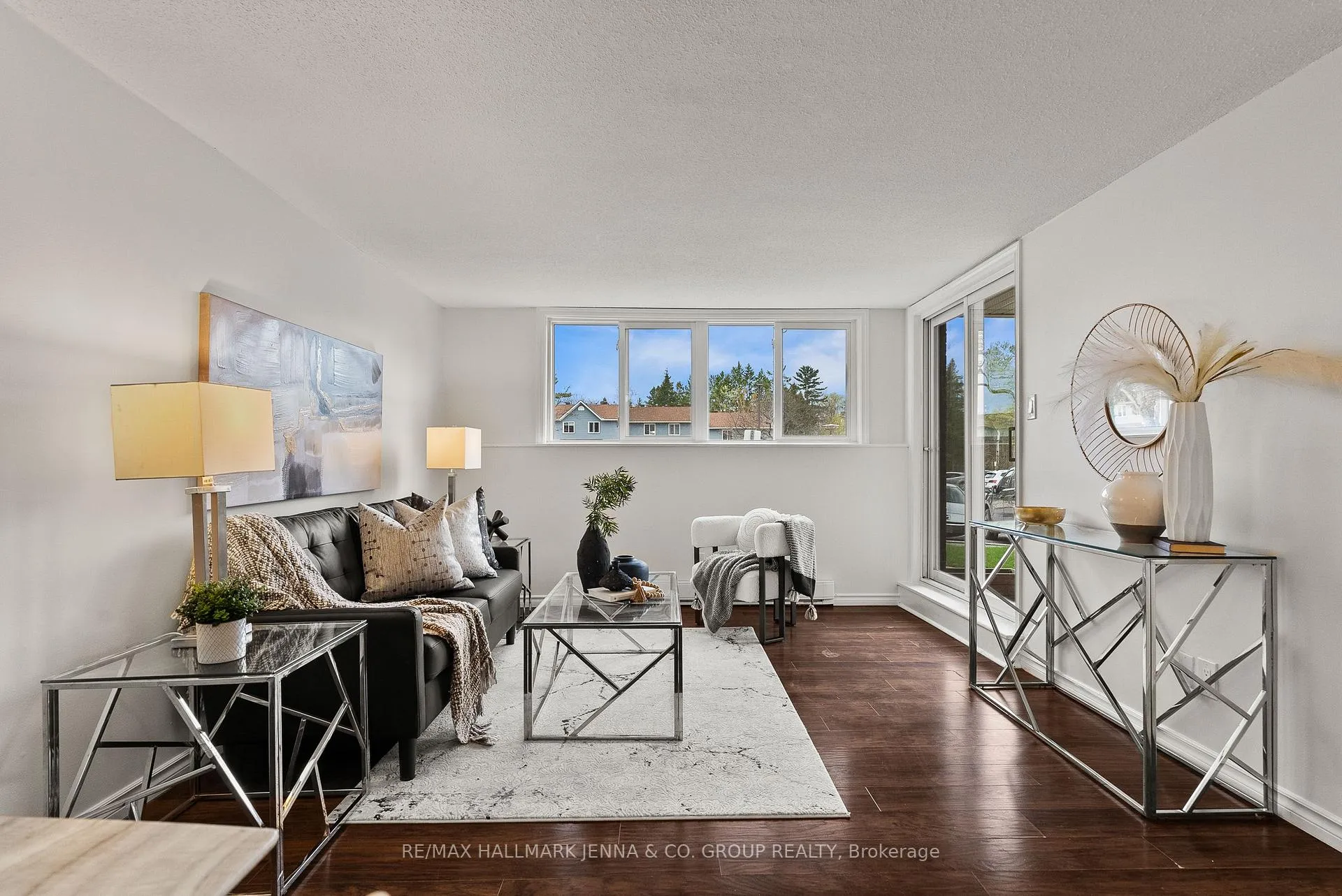 Photo 6 of Unit 114, 6532 Bilberry Drive, Ottawa, Orleans Wood — HOMEH