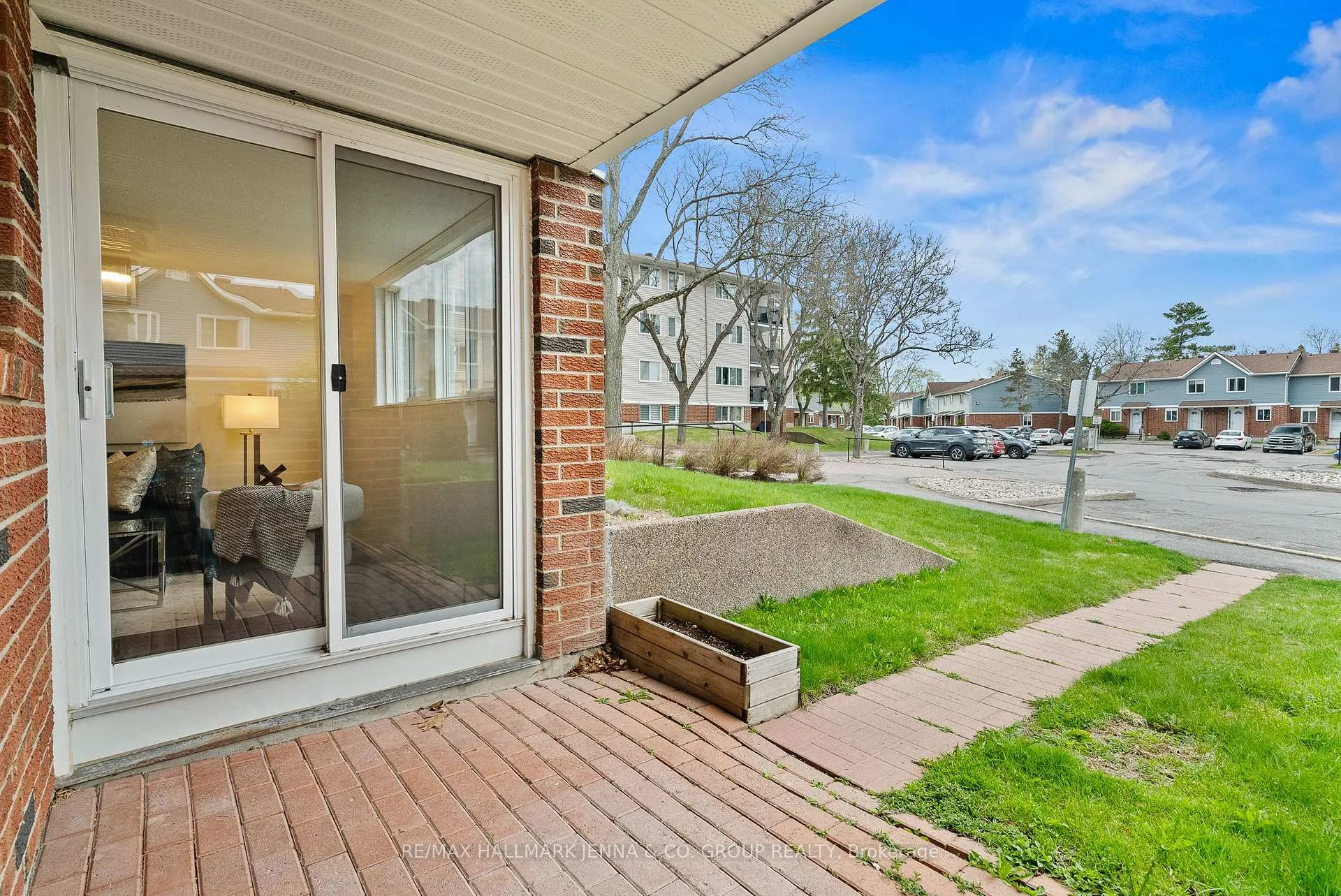 Photo 18 of Unit 114, 6532 Bilberry Drive, Ottawa, Orleans Wood — HOMEH