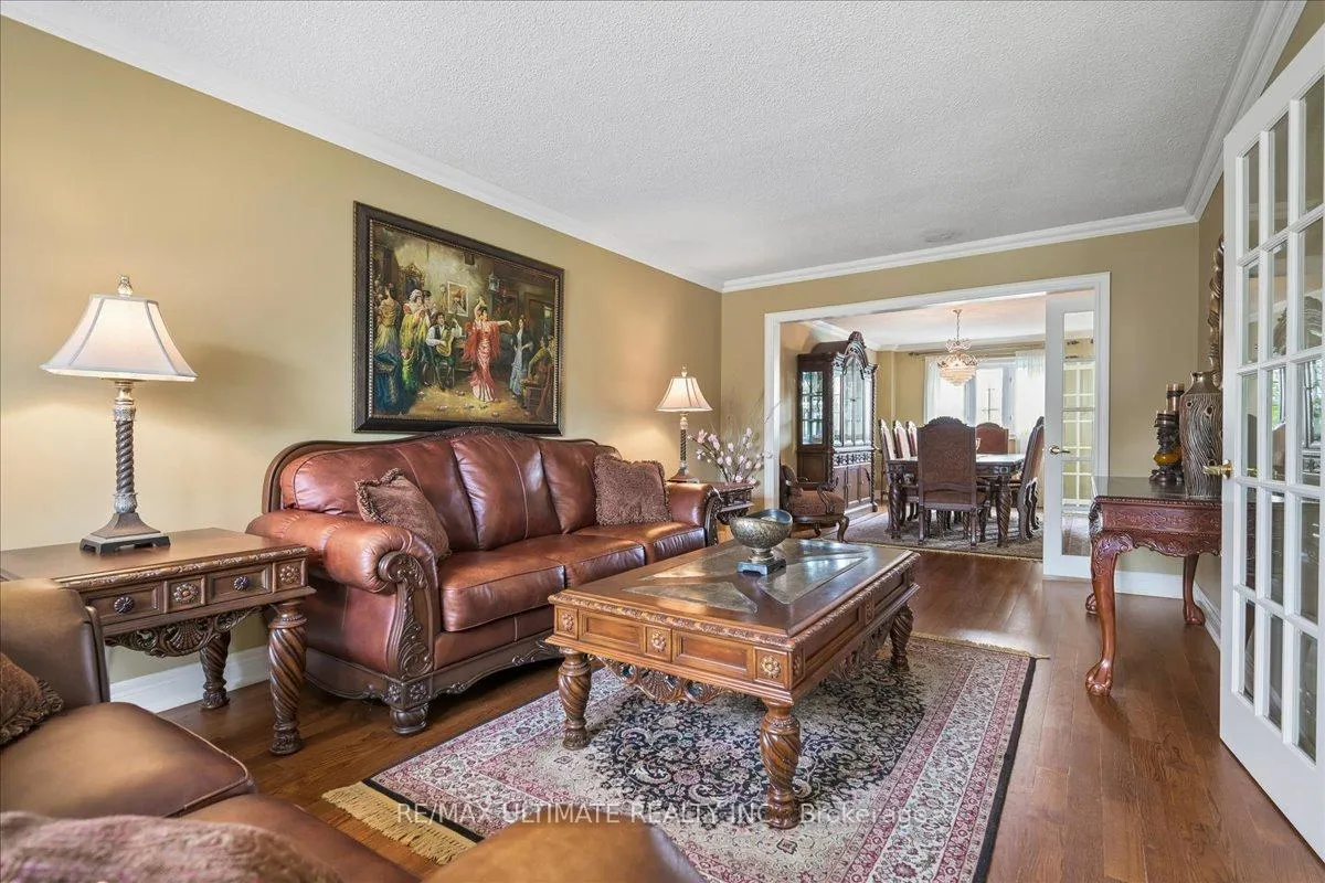 Photo 13 of 4 Bates Court, Brampton, Northwood Park — HOMEH