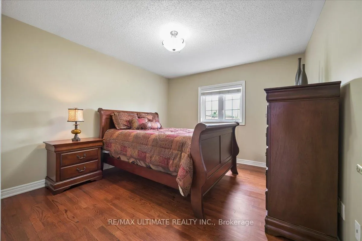 Photo 25 of 4 Bates Court, Brampton, Northwood Park — HOMEH