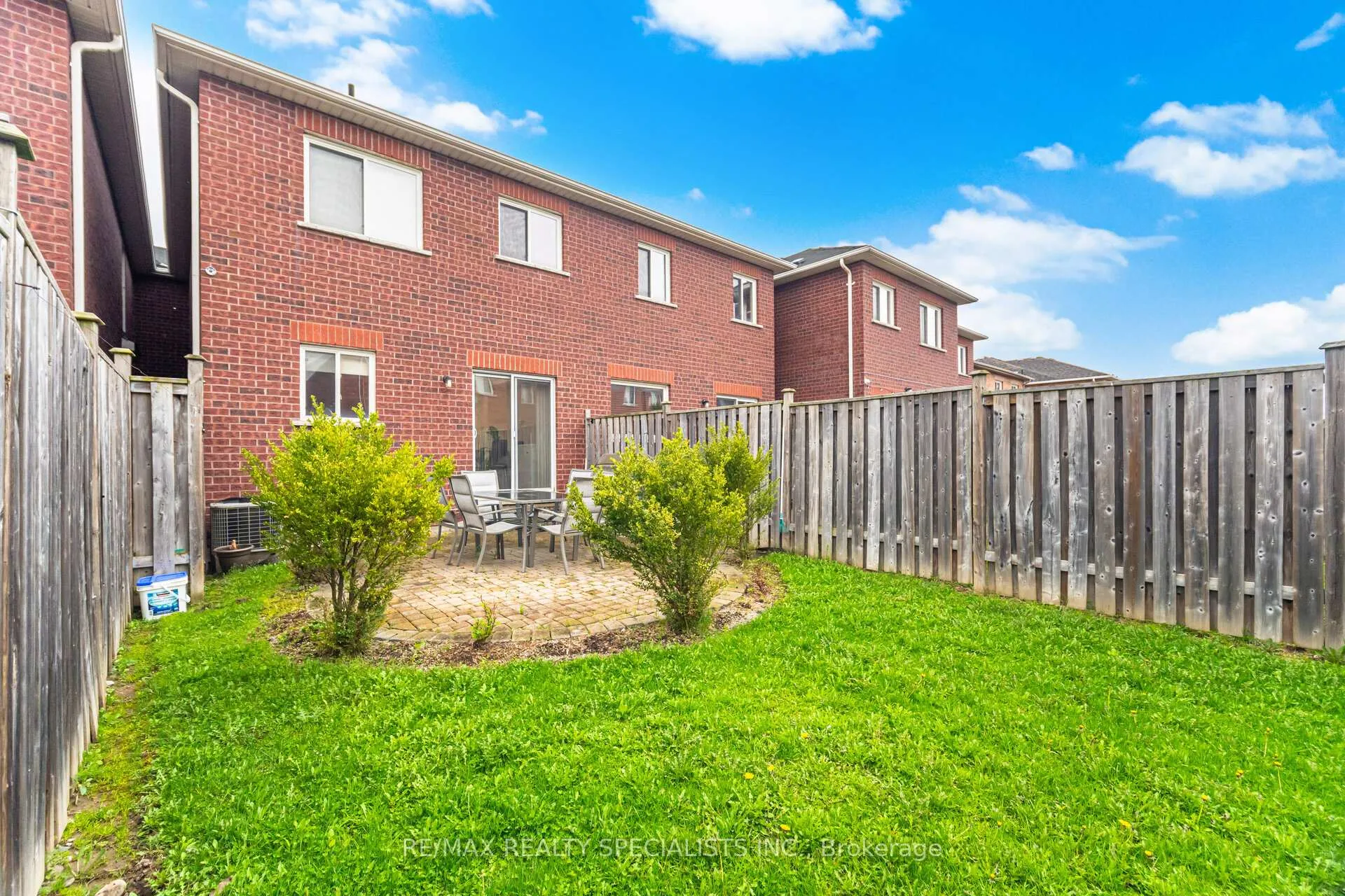 Photo 15 of 44 Galtee Road, Brampton, Credit Valley — HOMEH