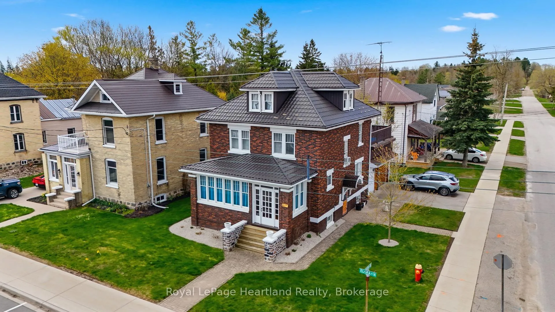 Photo 5 of 57 Elora Street N, Minto — HOMEH
