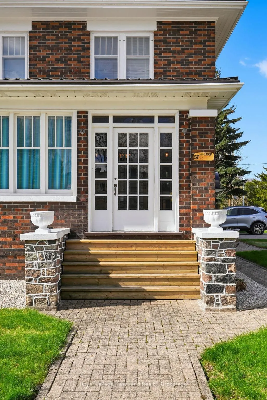 Photo 10 of 57 Elora Street N, Minto — HOMEH